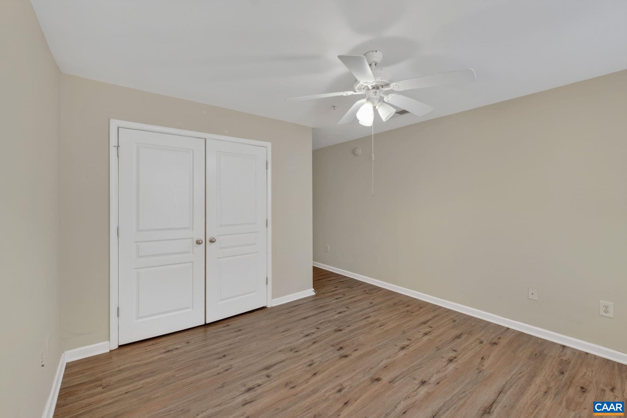 1915 BEECHCREST CT Unit: 101