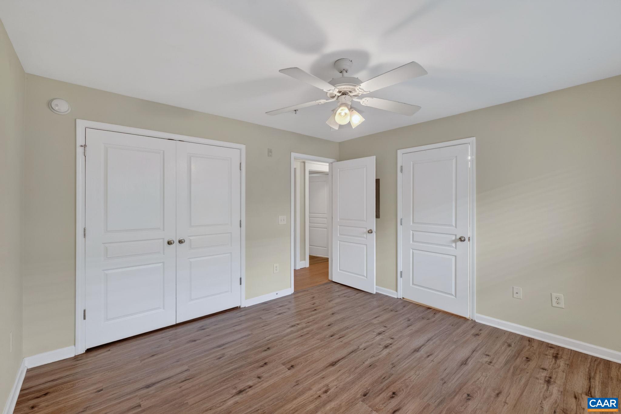 1915 BEECHCREST CT Unit: 101