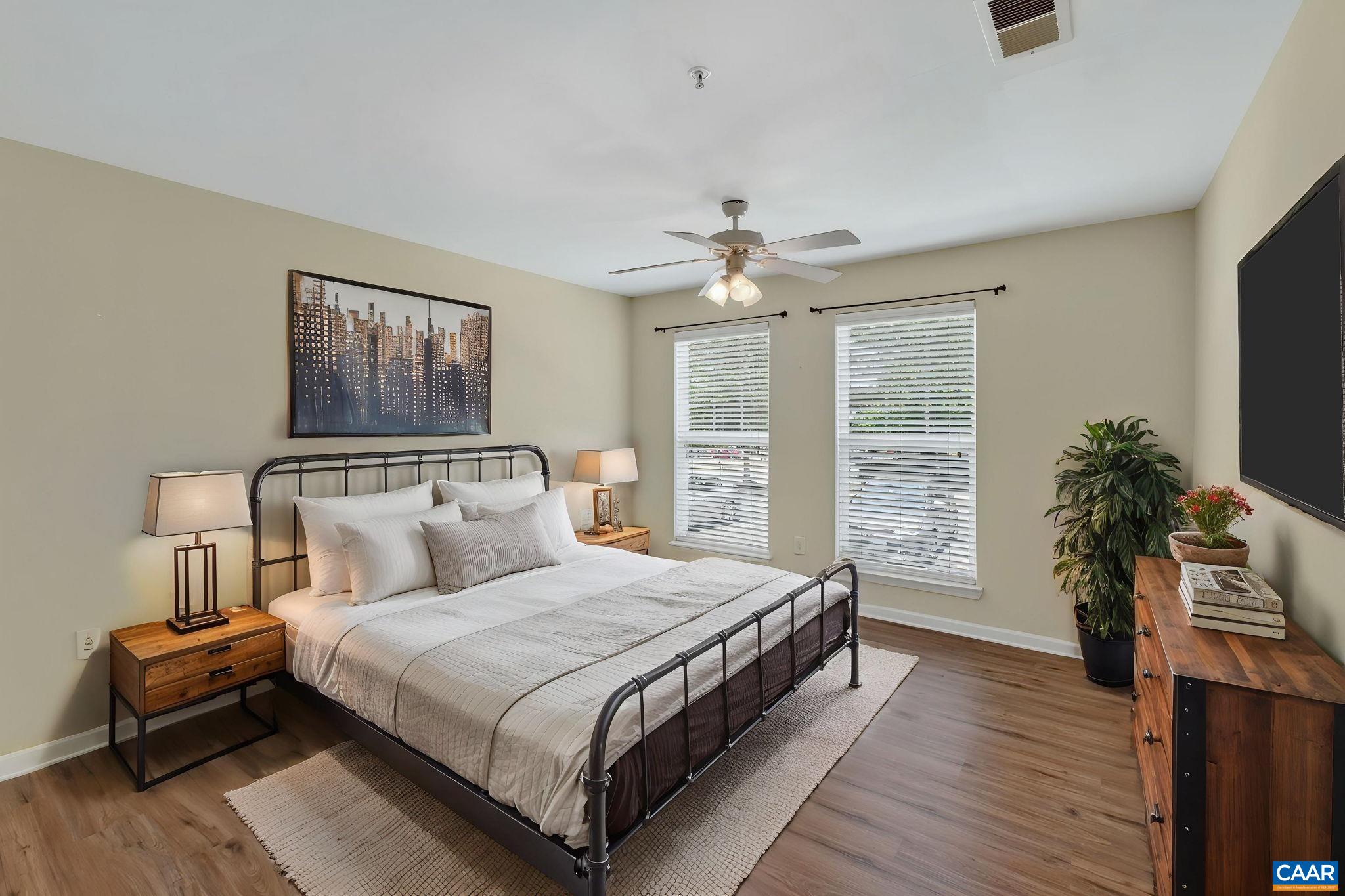 1915 BEECHCREST CT Unit: 101