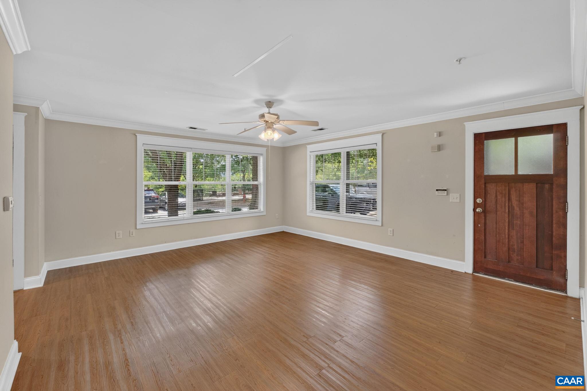 1915 BEECHCREST CT Unit: 101