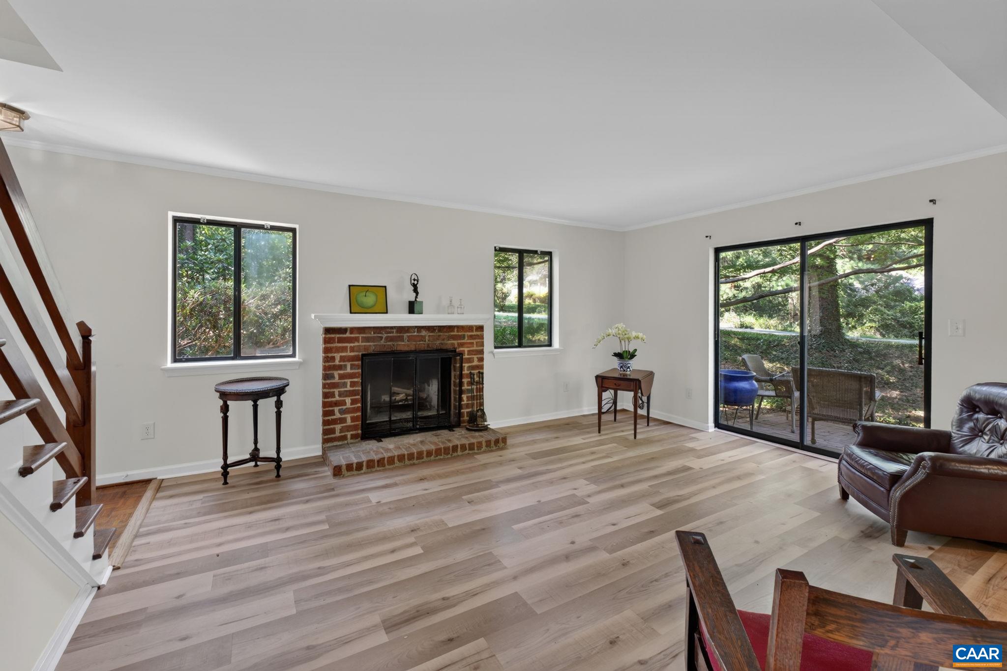 1249 GRISTMILL DR