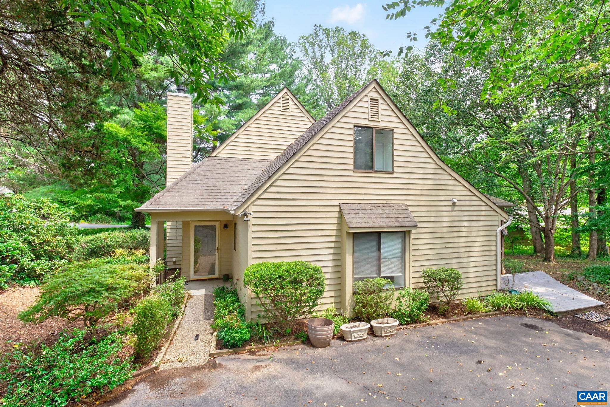 1249 GRISTMILL DR