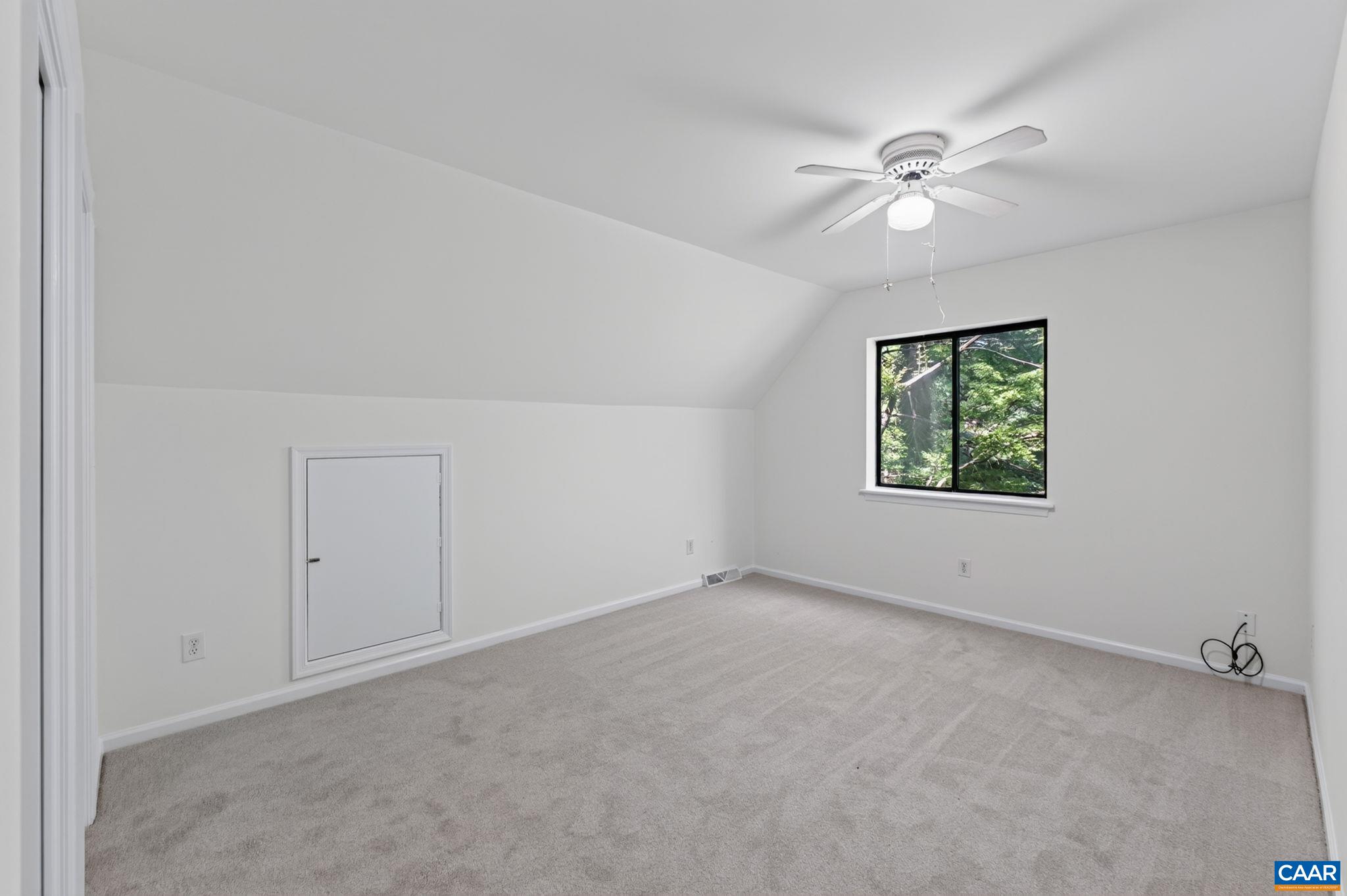 1249 GRISTMILL DR