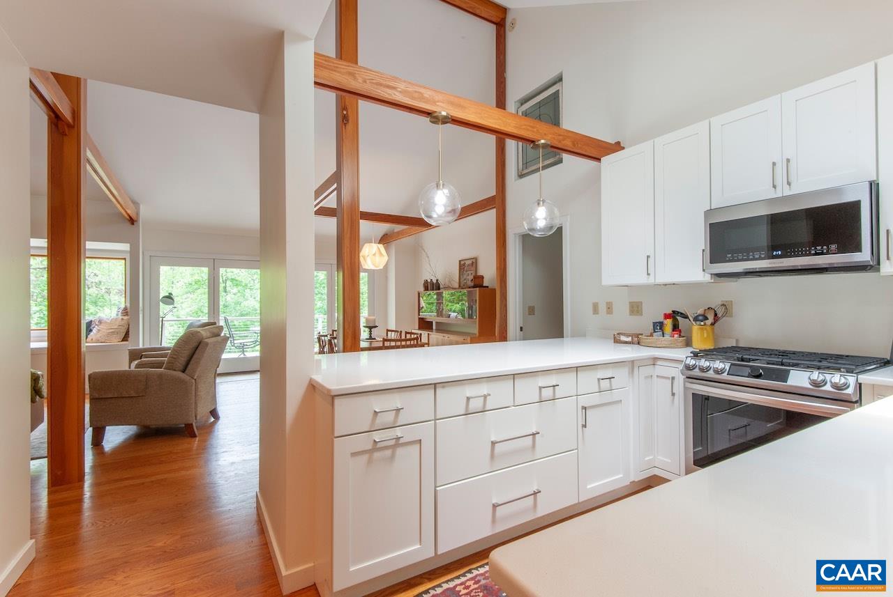 396 HIDDEN CREEK RD