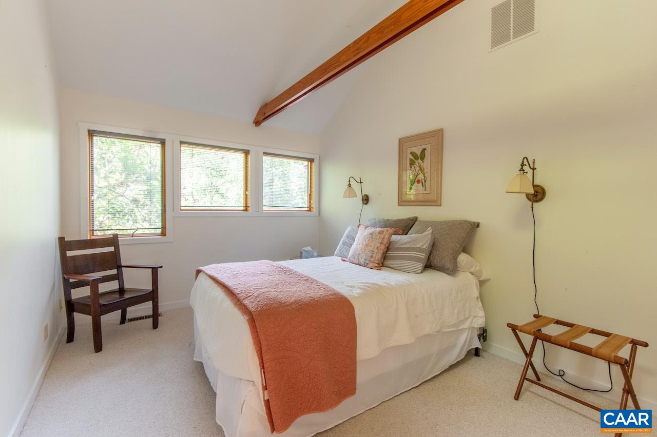 396 HIDDEN CREEK RD
