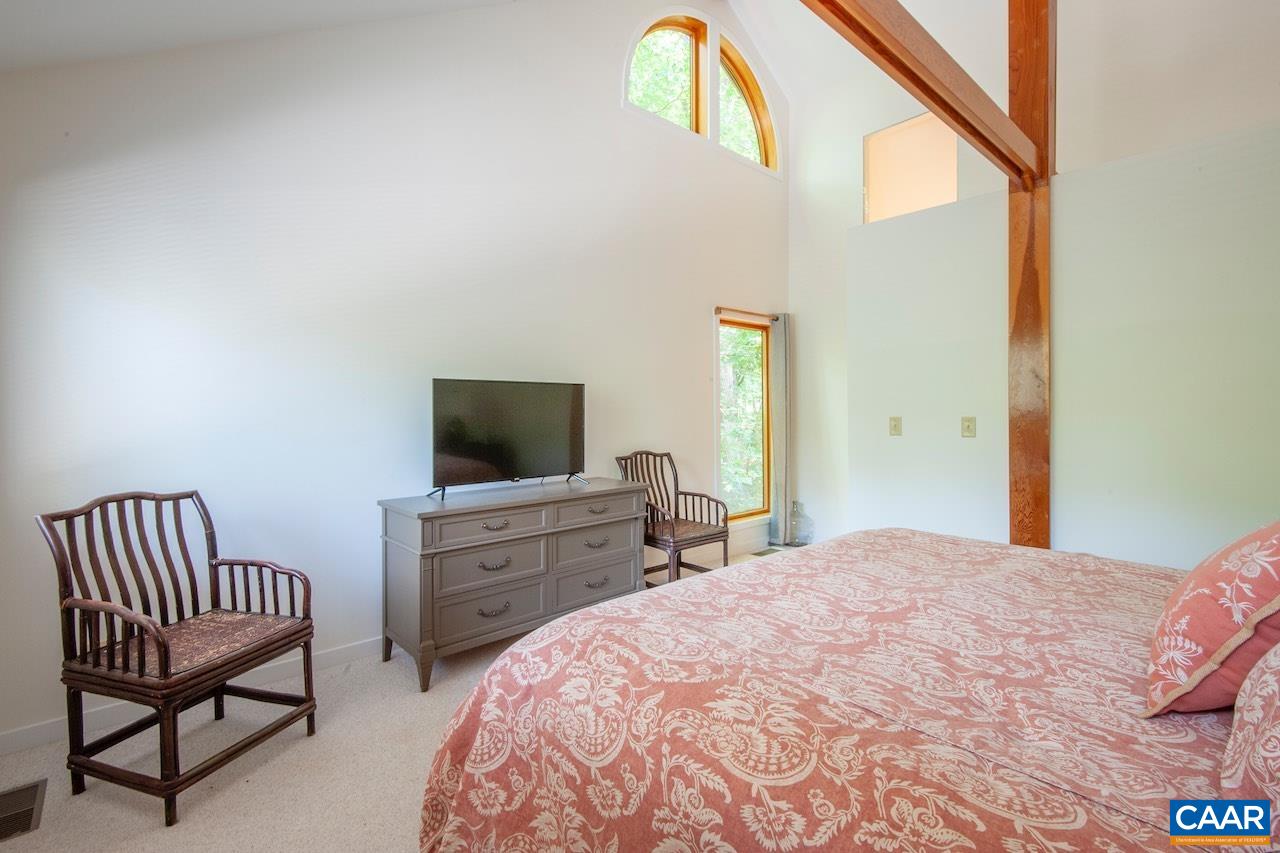 396 HIDDEN CREEK RD