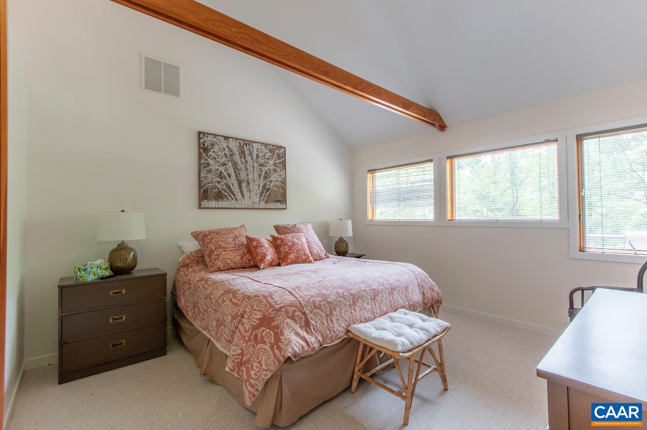396 HIDDEN CREEK RD