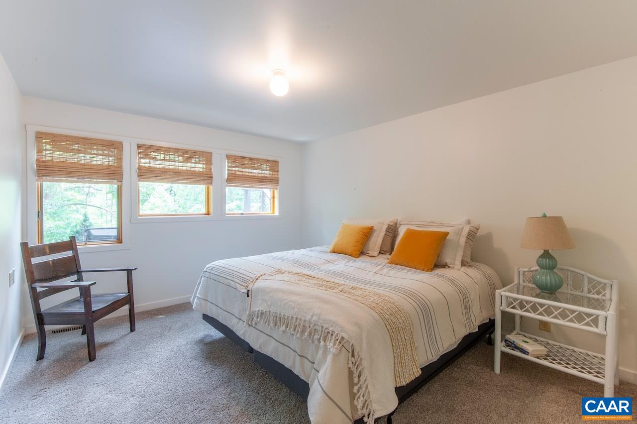 396 HIDDEN CREEK RD