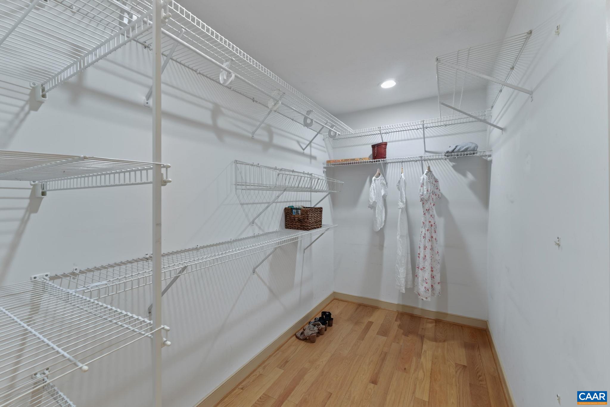 5 BRIARWOOD RD
