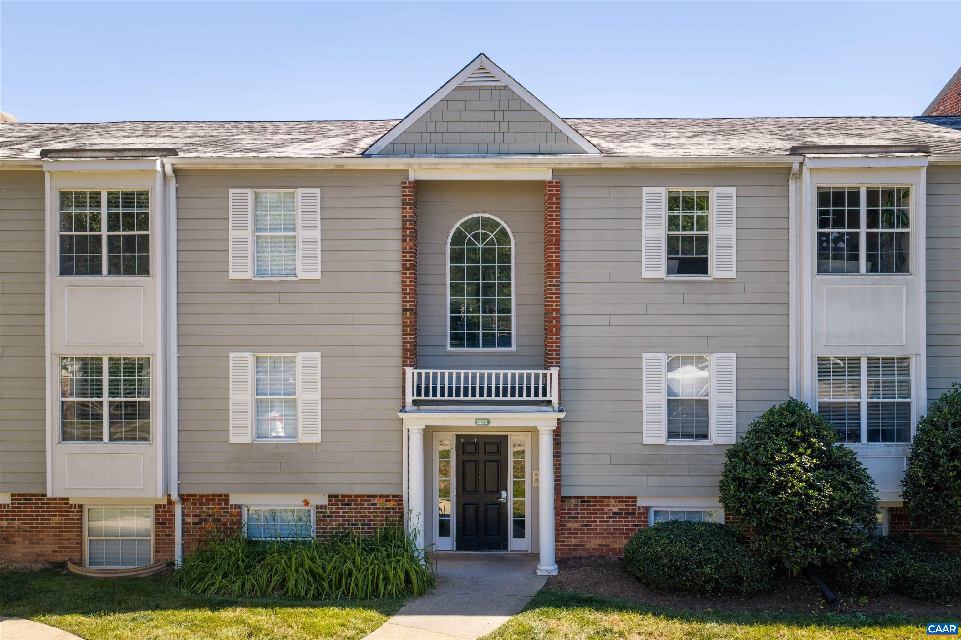 1219 VILLA LN Unit: F