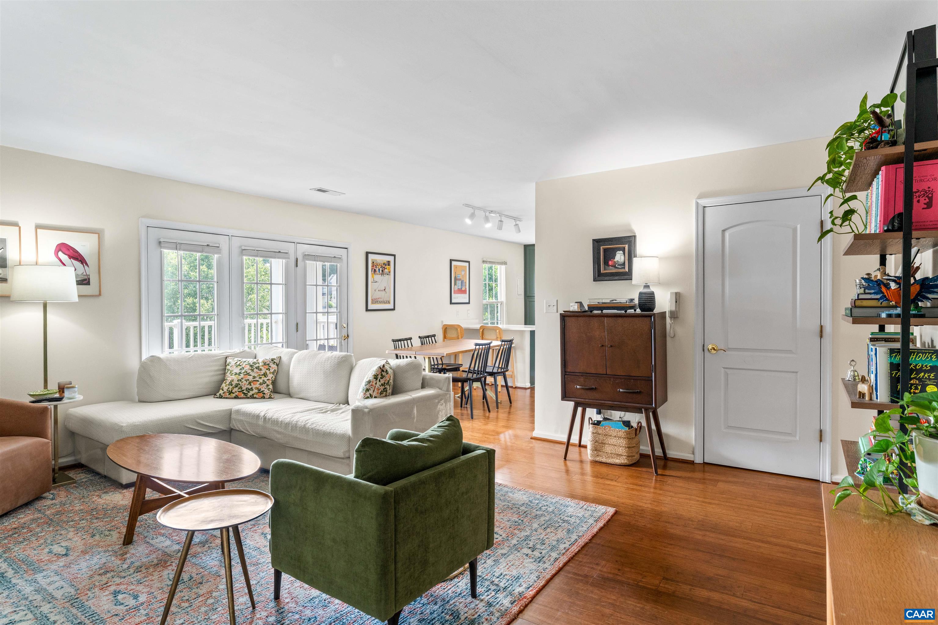 1219 VILLA LN Unit: F