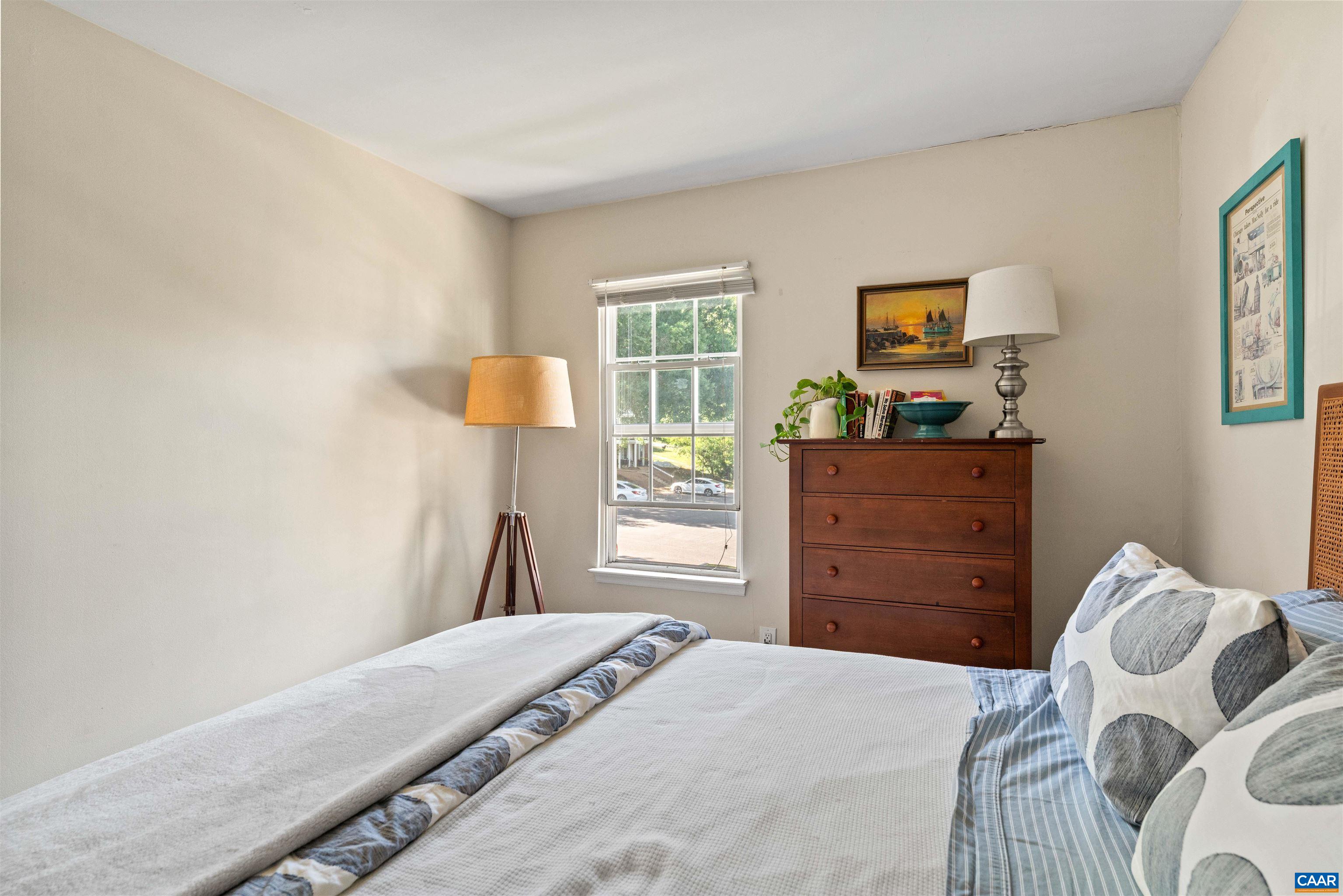 1219 VILLA LN Unit: F