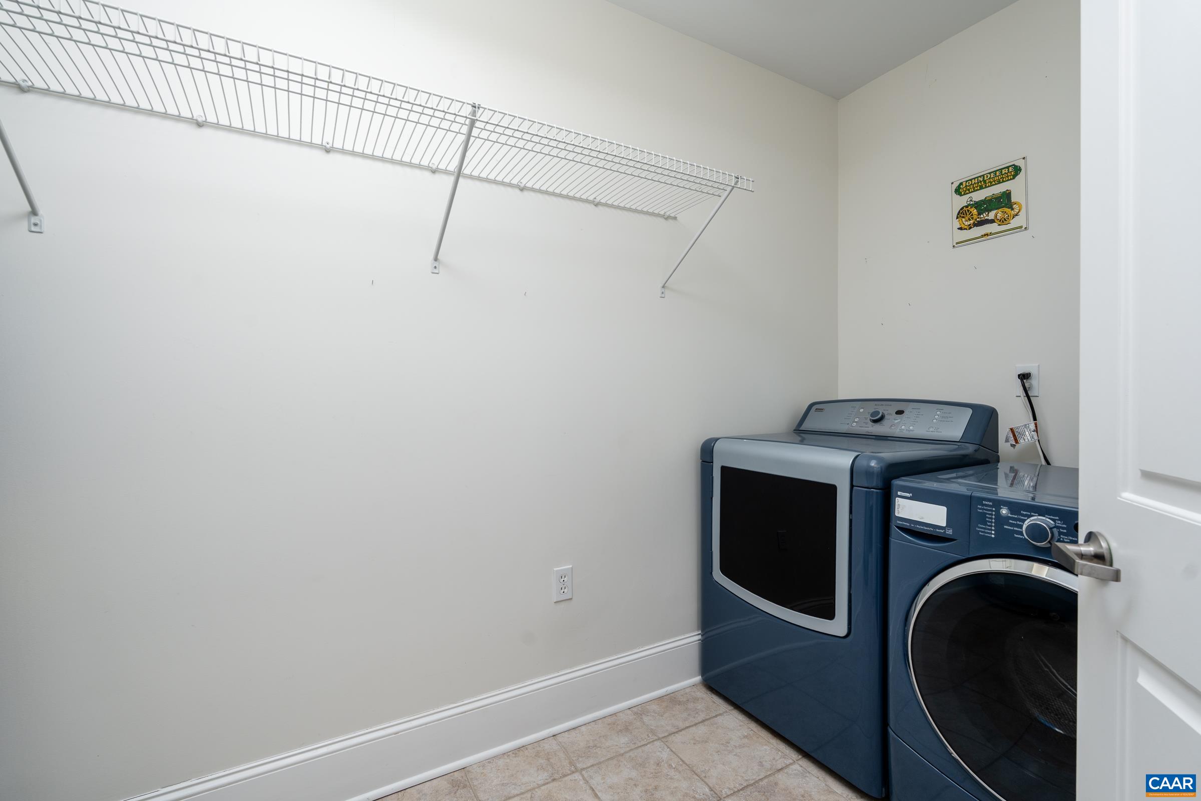 210 NE 10TH ST Unit: 404