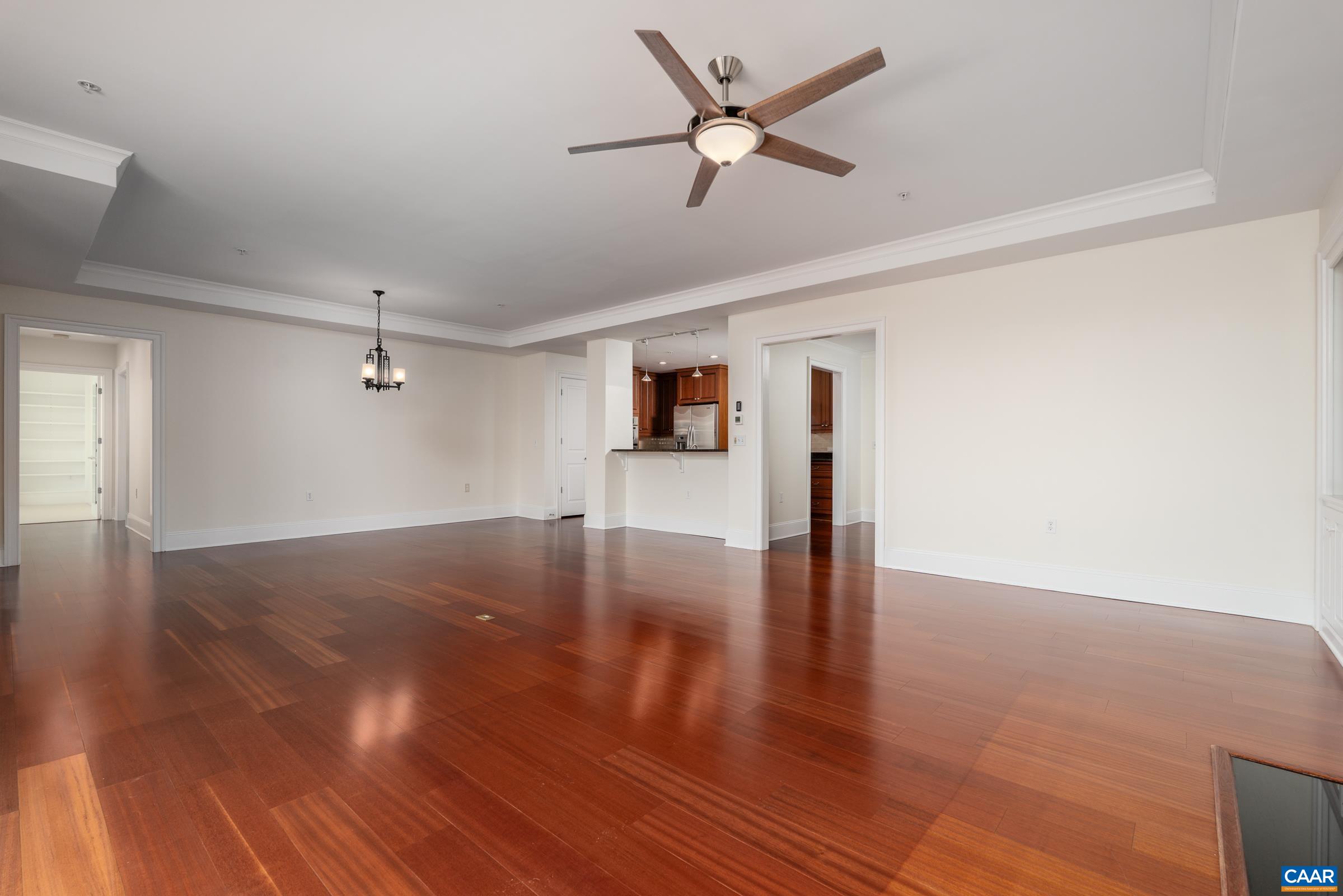 210 NE 10TH ST Unit: 404