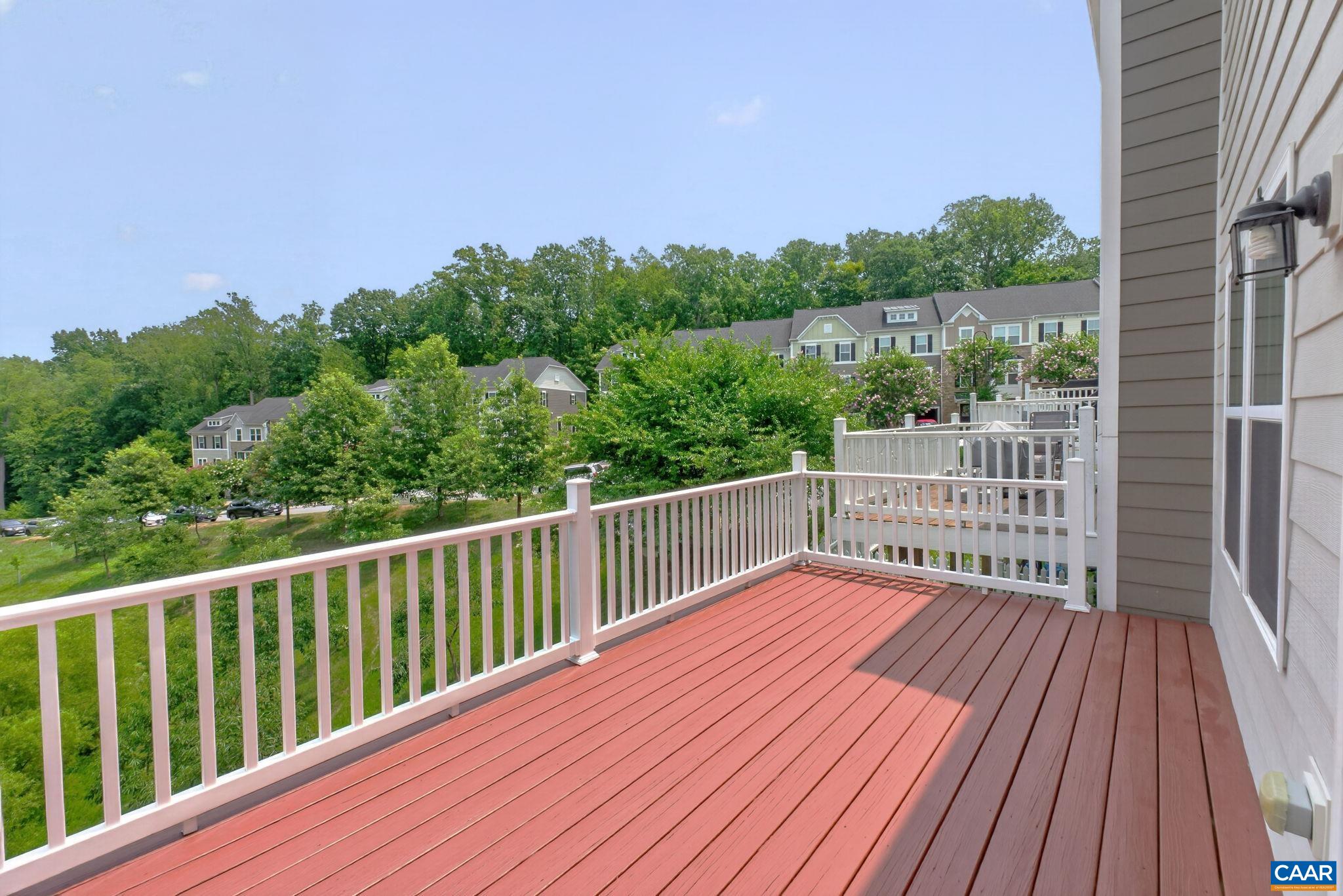 238 PEBBLE BEACH CT