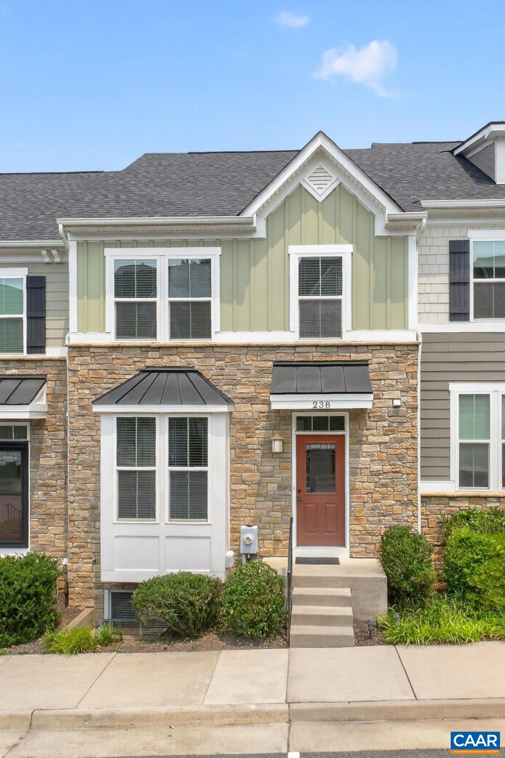 238 PEBBLE BEACH CT
