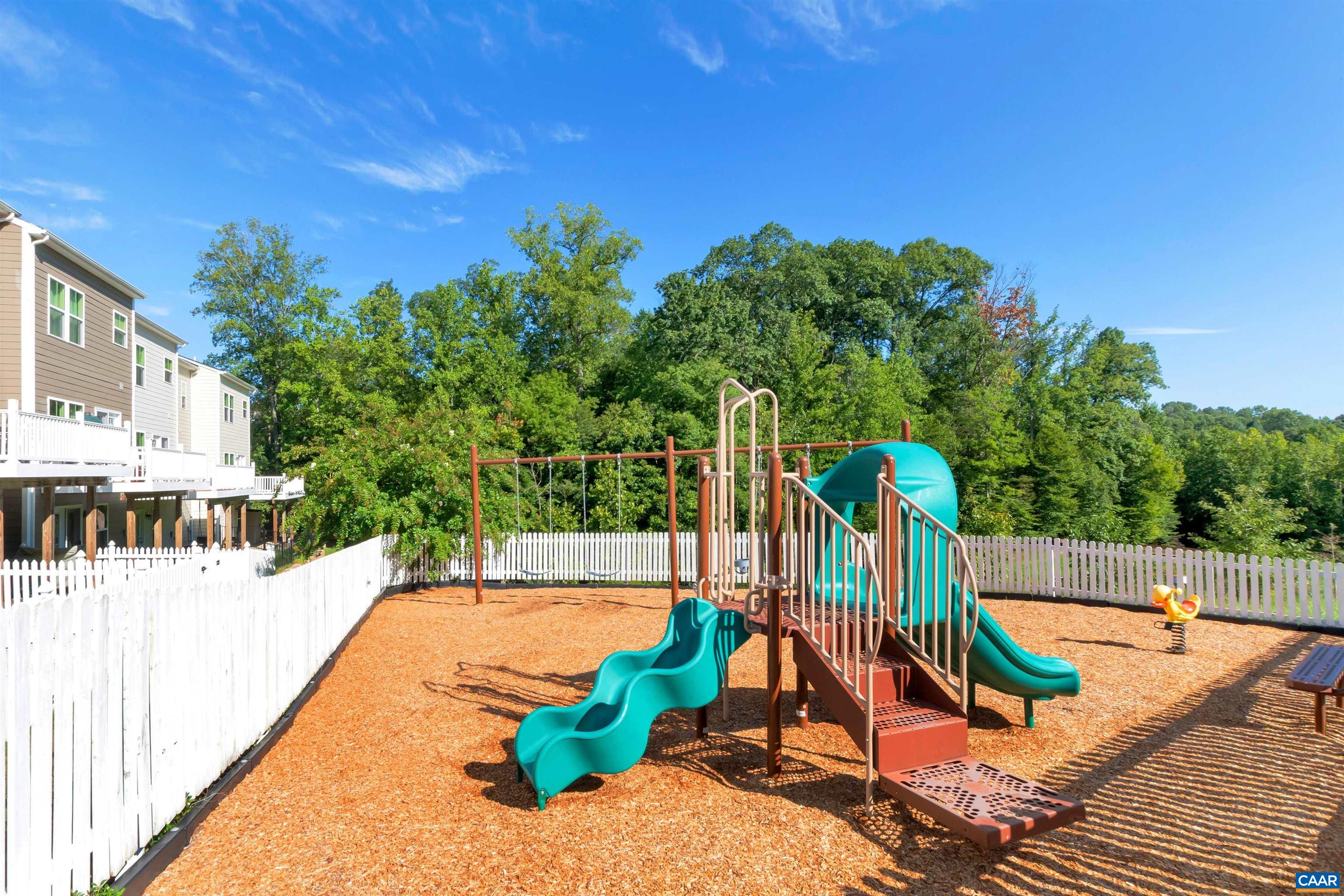238 PEBBLE BEACH CT