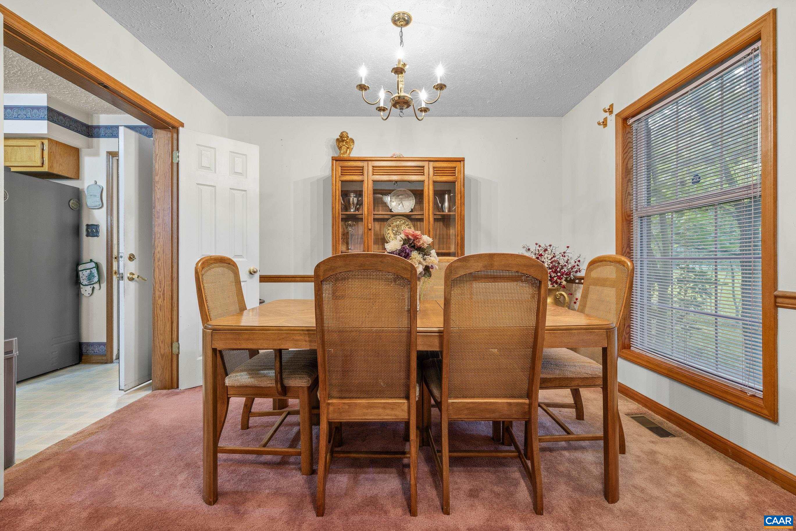 5705 LOUISA RD