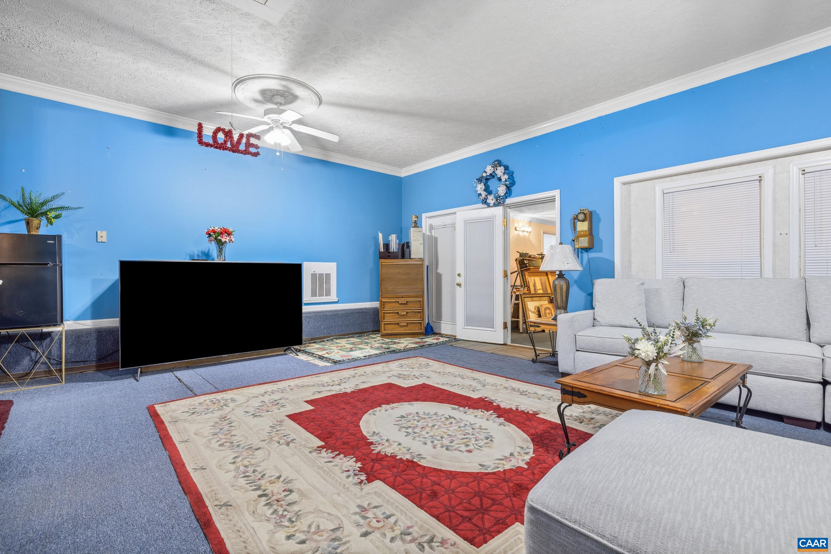 5705 LOUISA RD