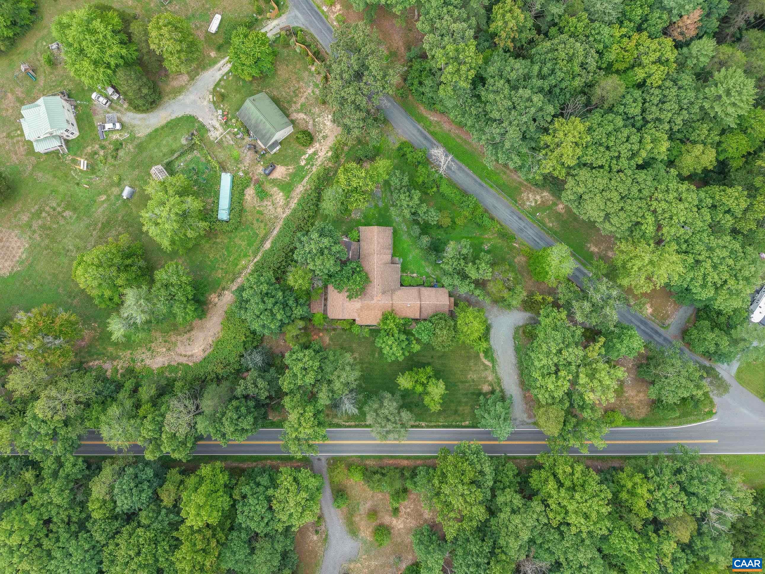 5705 LOUISA RD