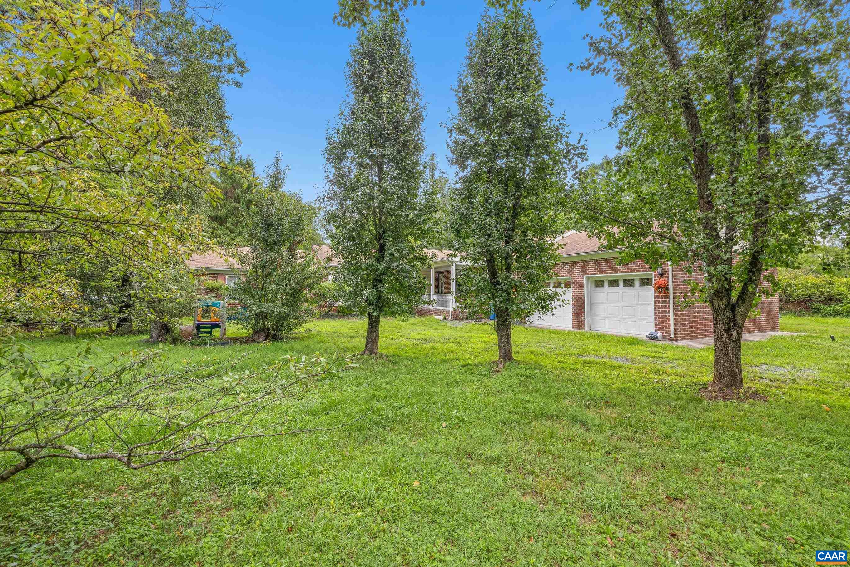 5705 LOUISA RD