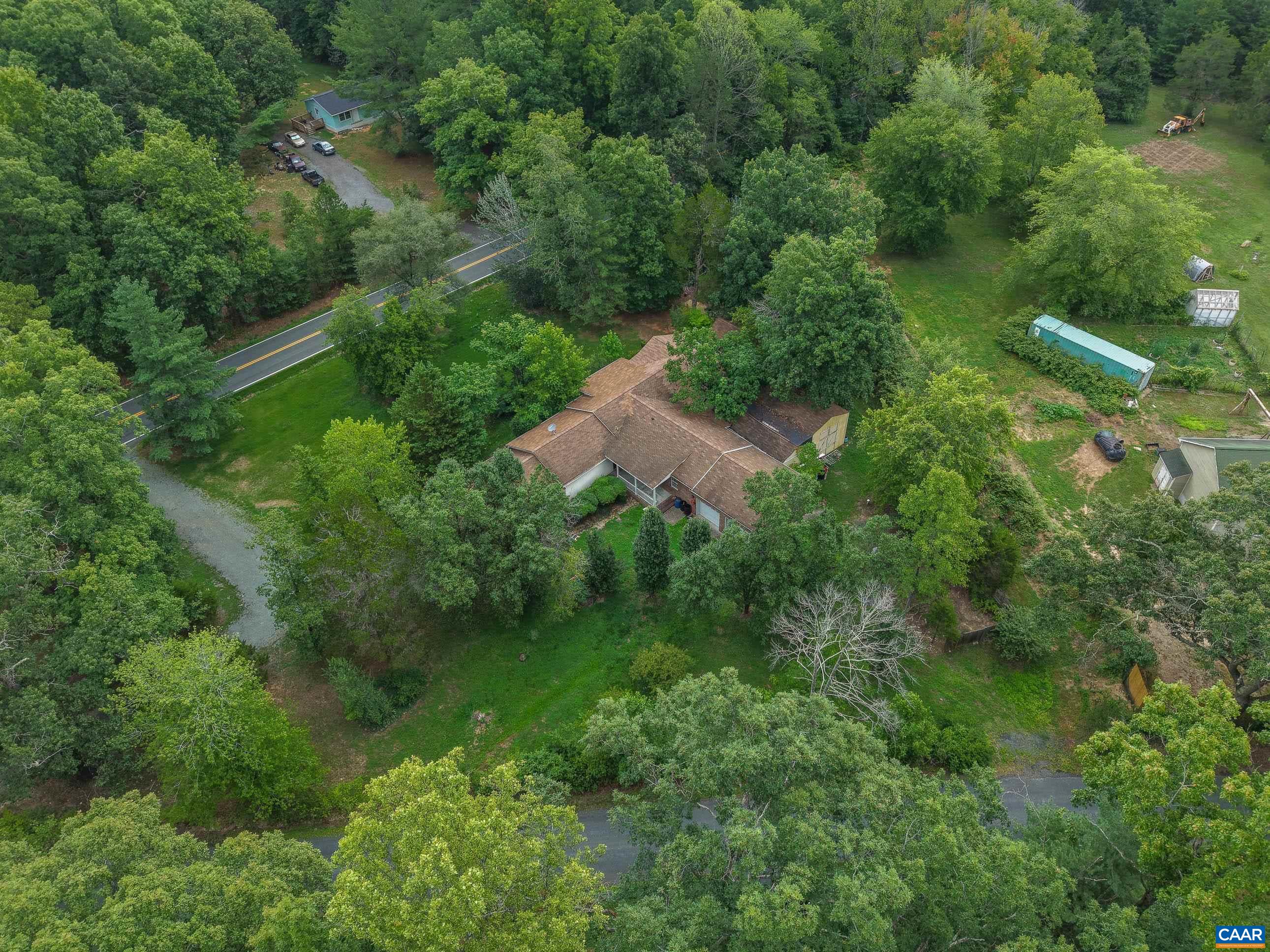 5705 LOUISA RD