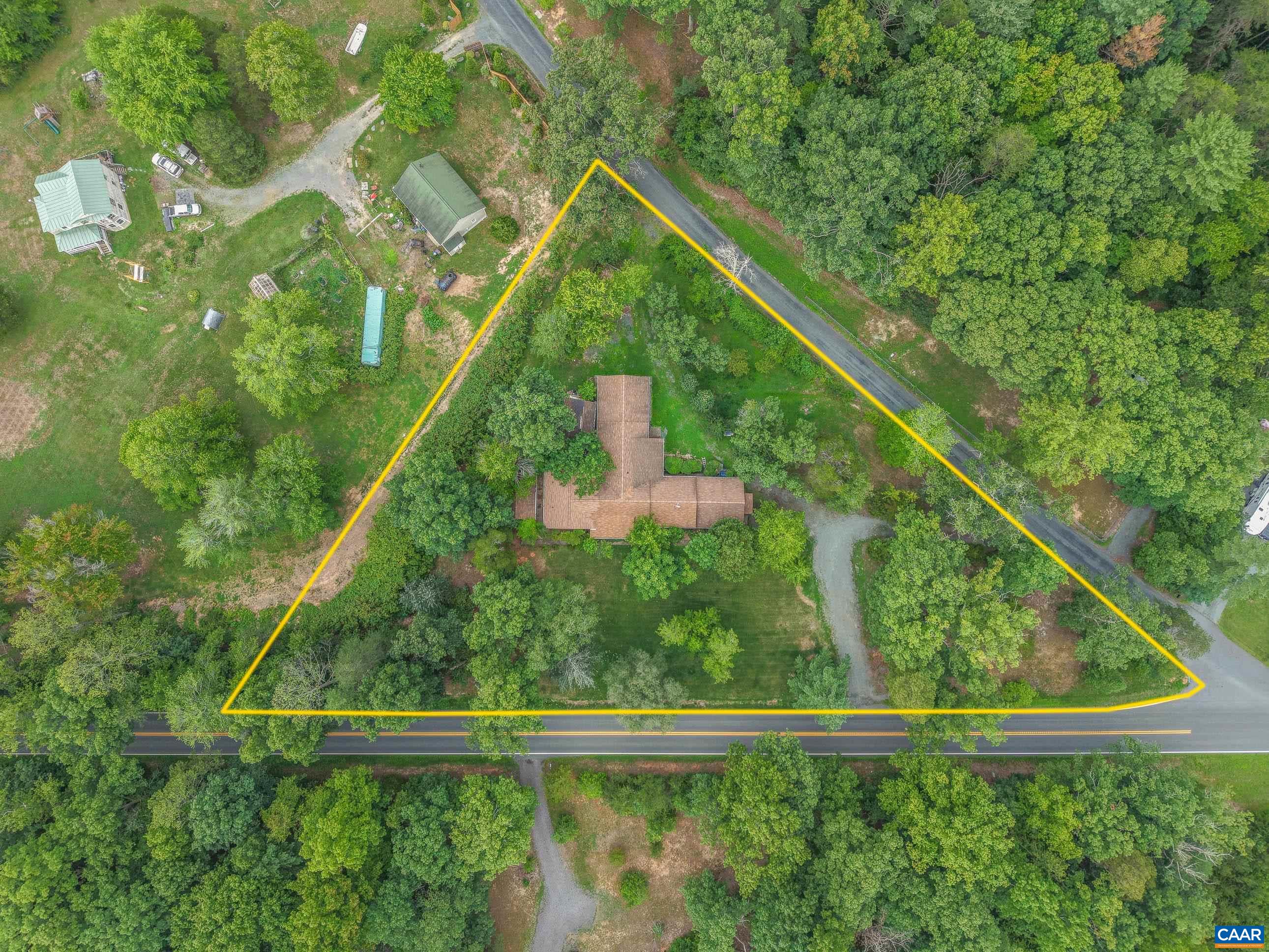 5705 LOUISA RD