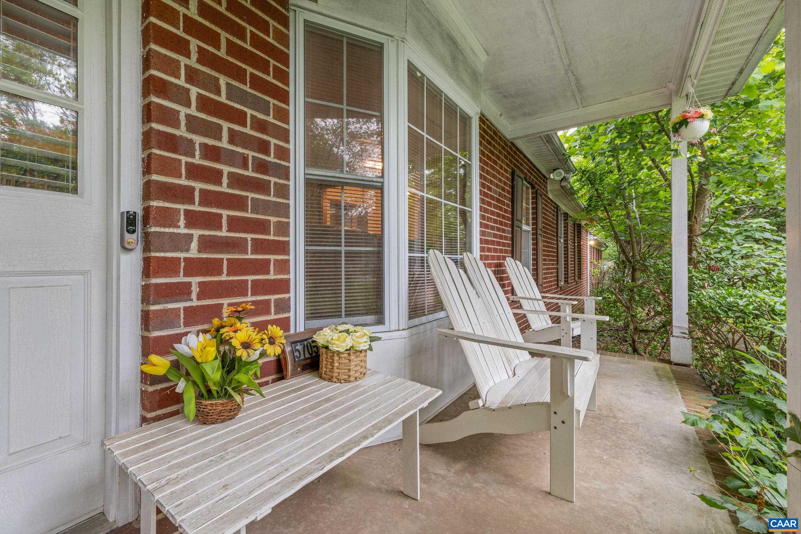 5705 LOUISA RD