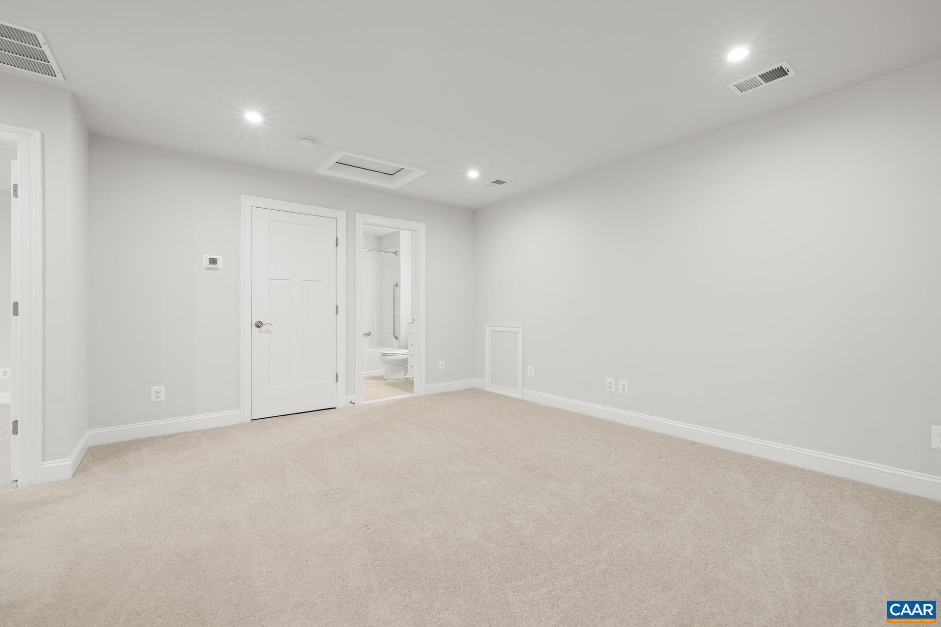 514 CRIMSON ST