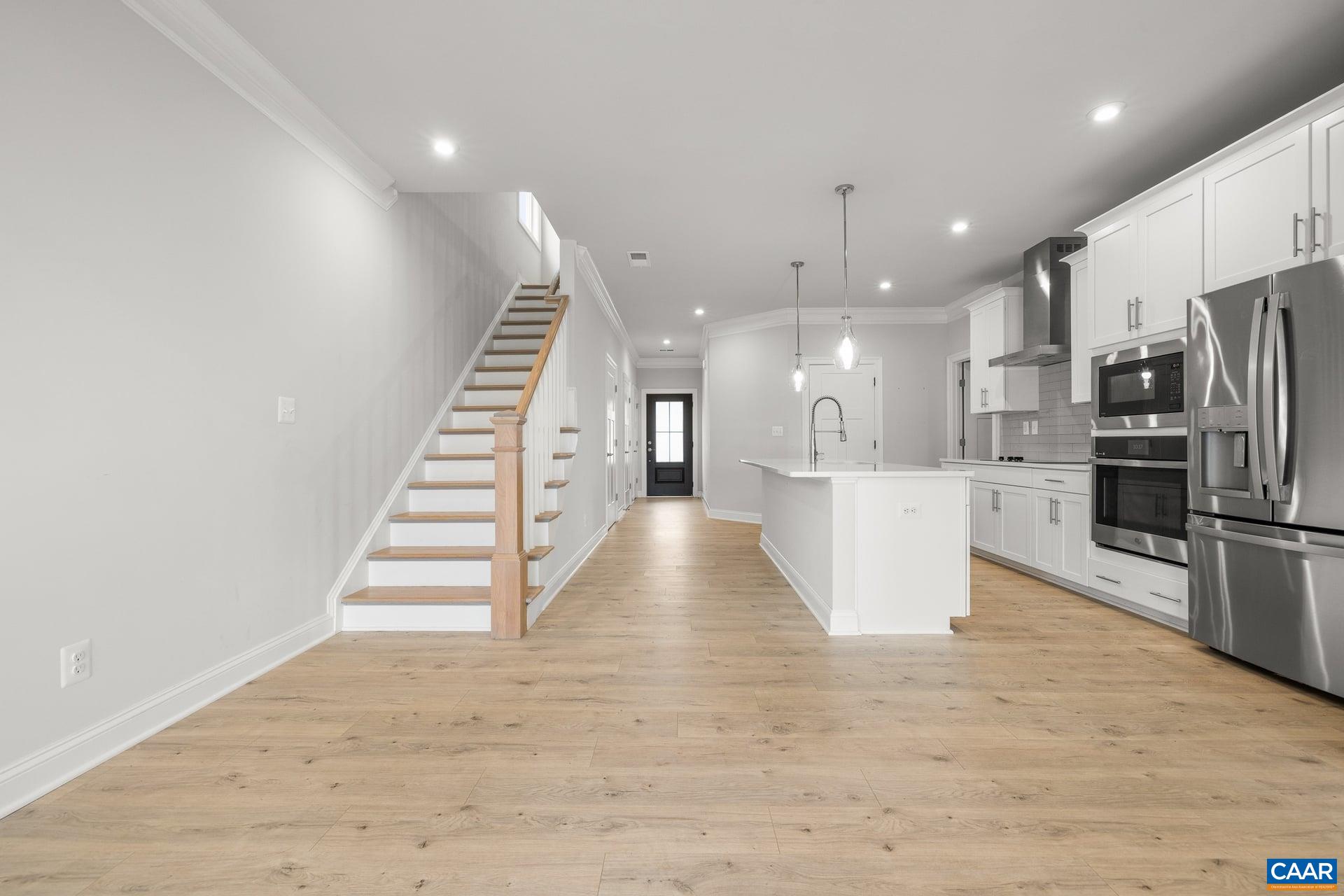 514 CRIMSON ST