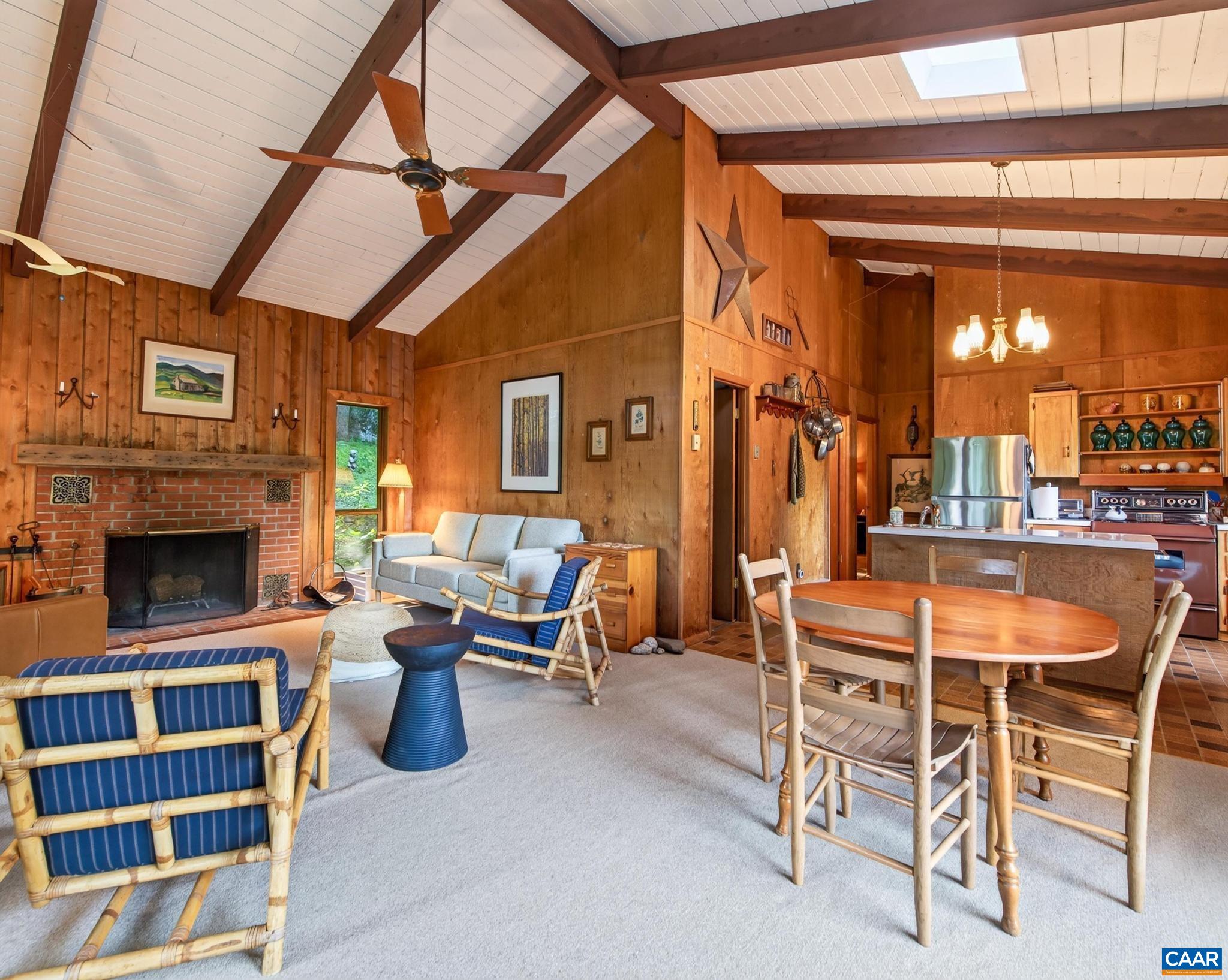 329 JONES MOUNTAIN RD