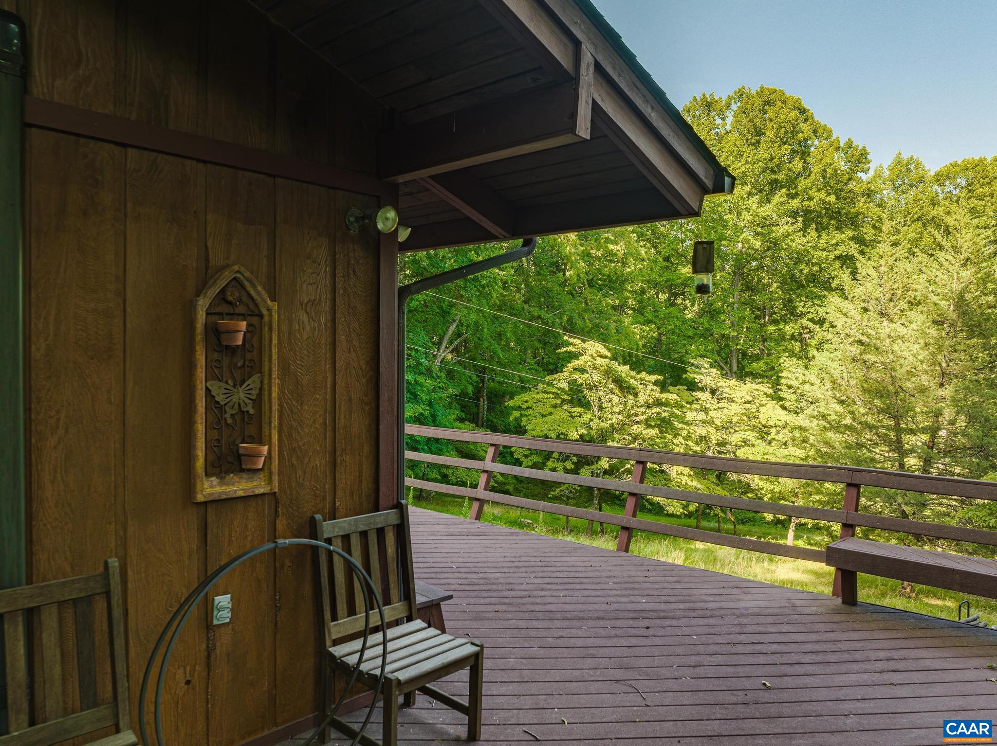 329 JONES MOUNTAIN RD