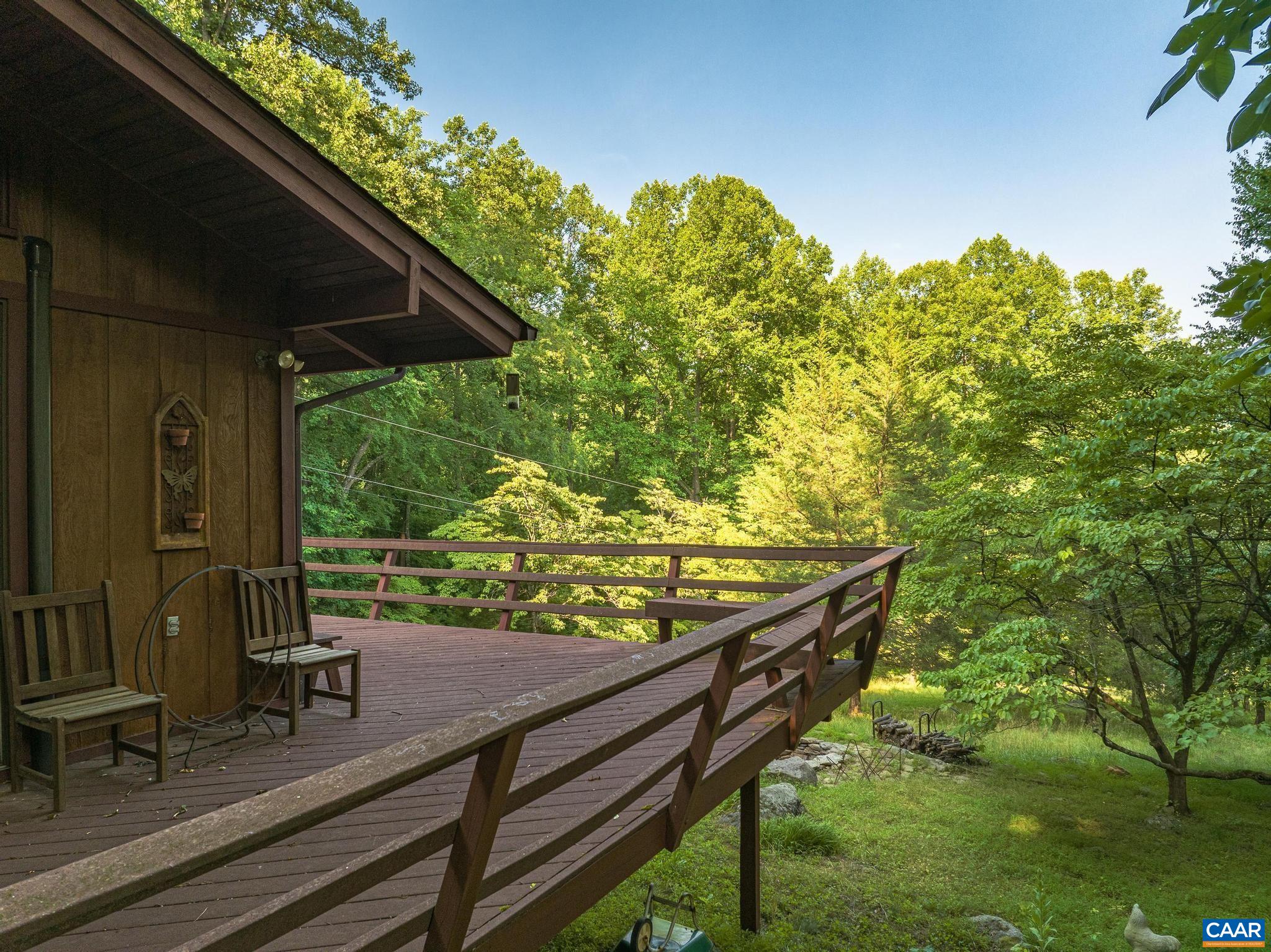 329 JONES MOUNTAIN RD