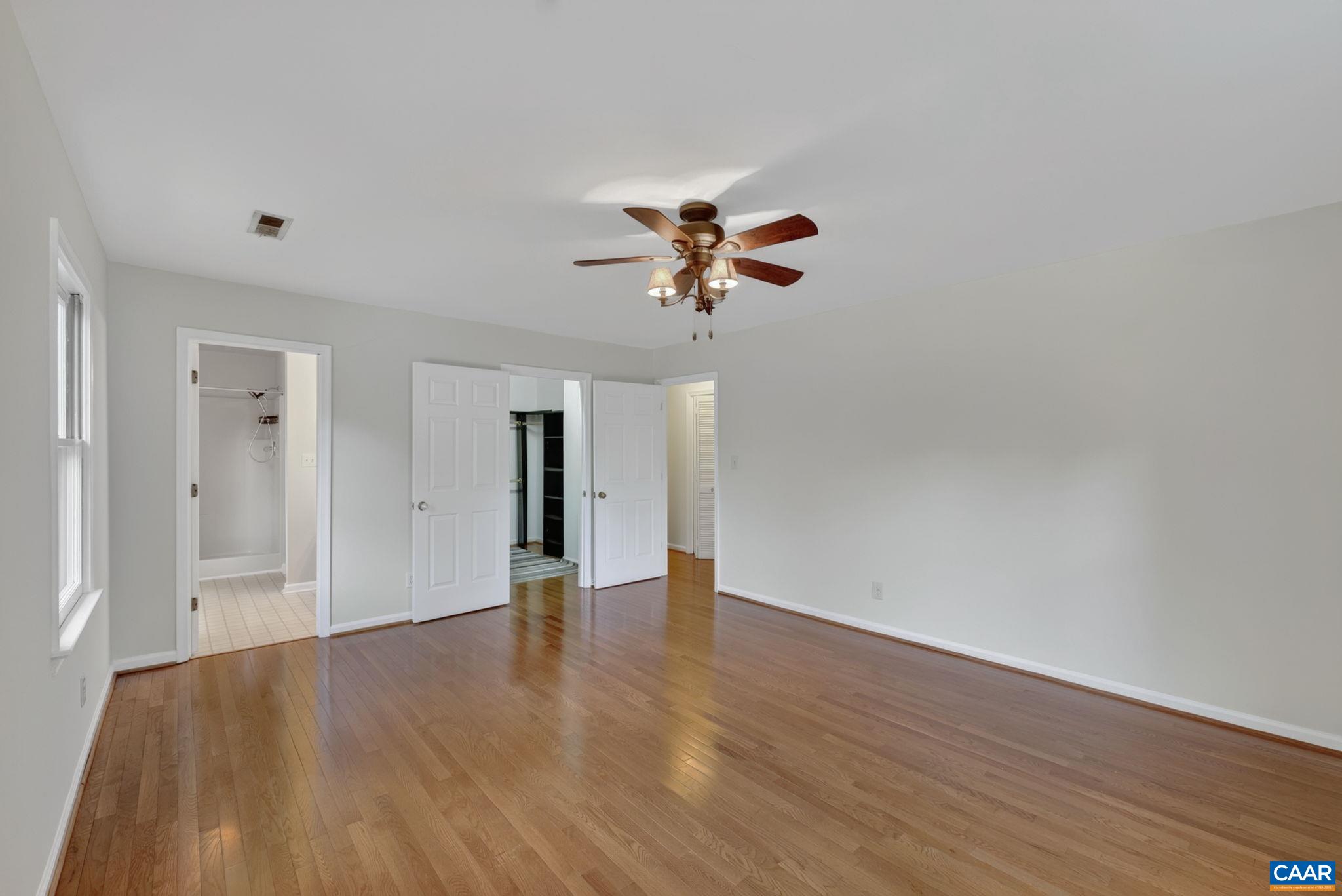 1893 AMBERFIELD DR