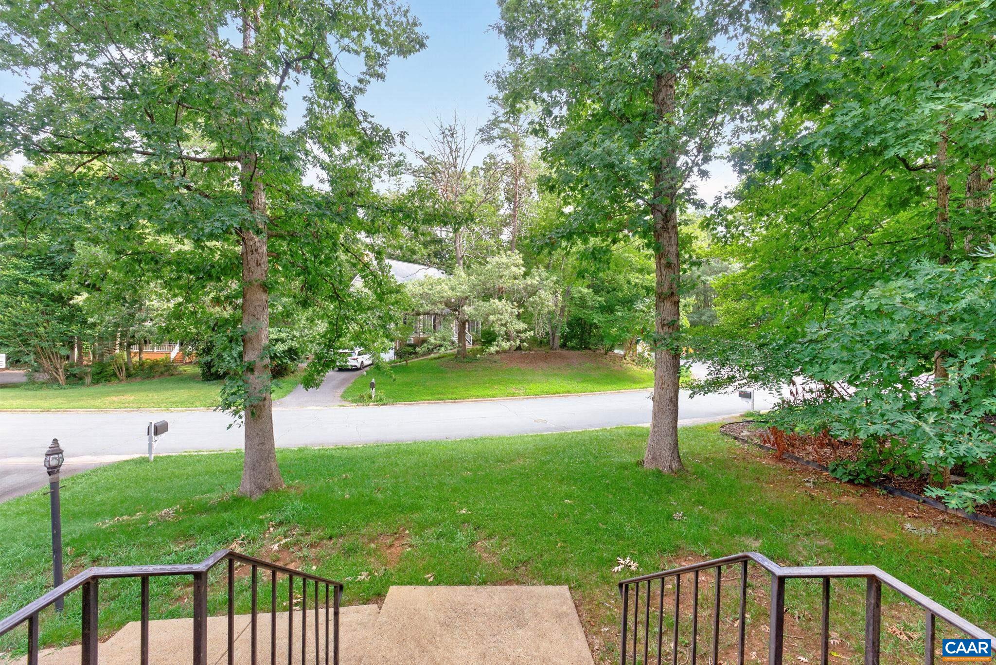 1893 AMBERFIELD DR