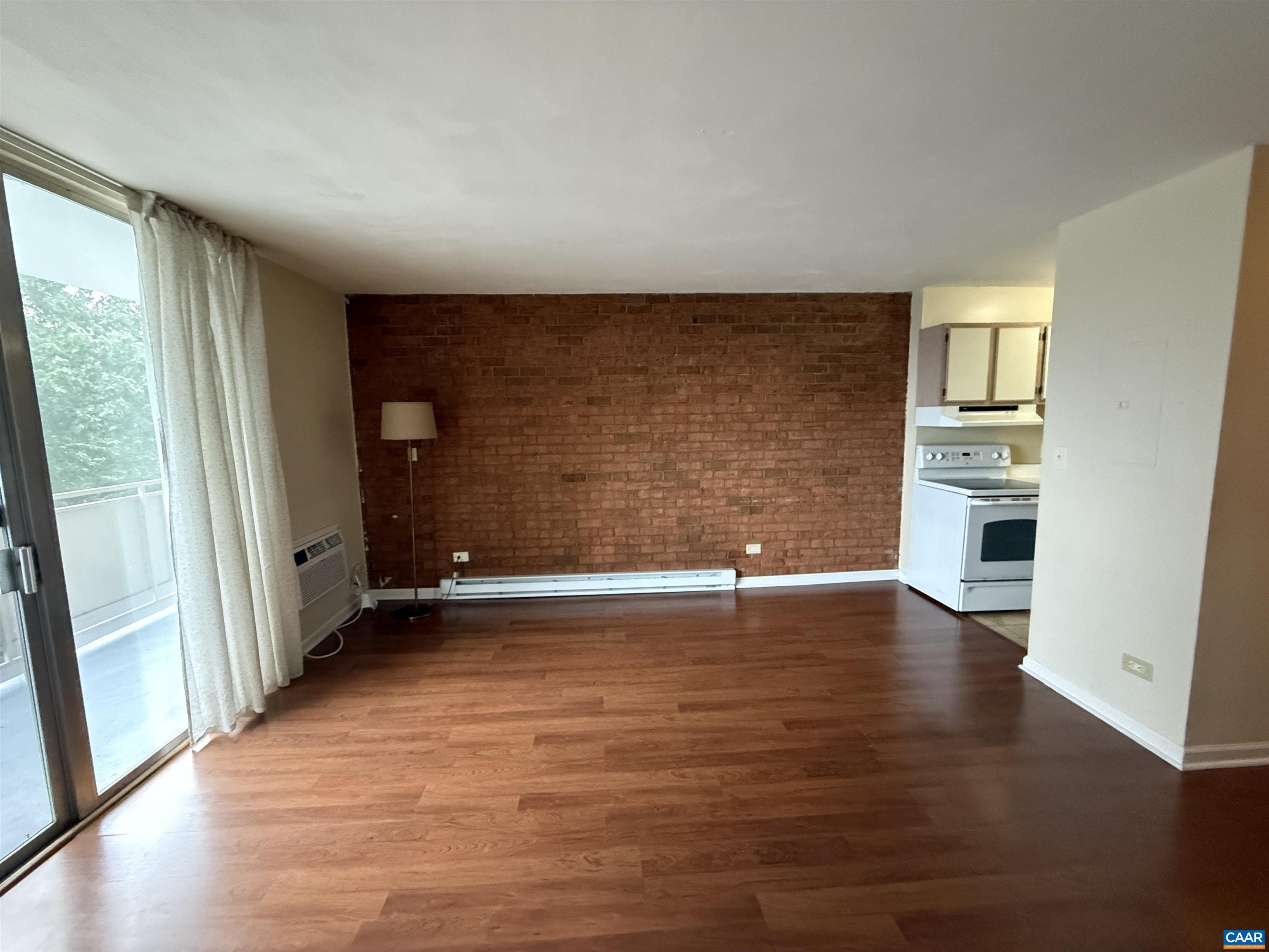 1800 JEFFERSON PARK AVE Unit: 310