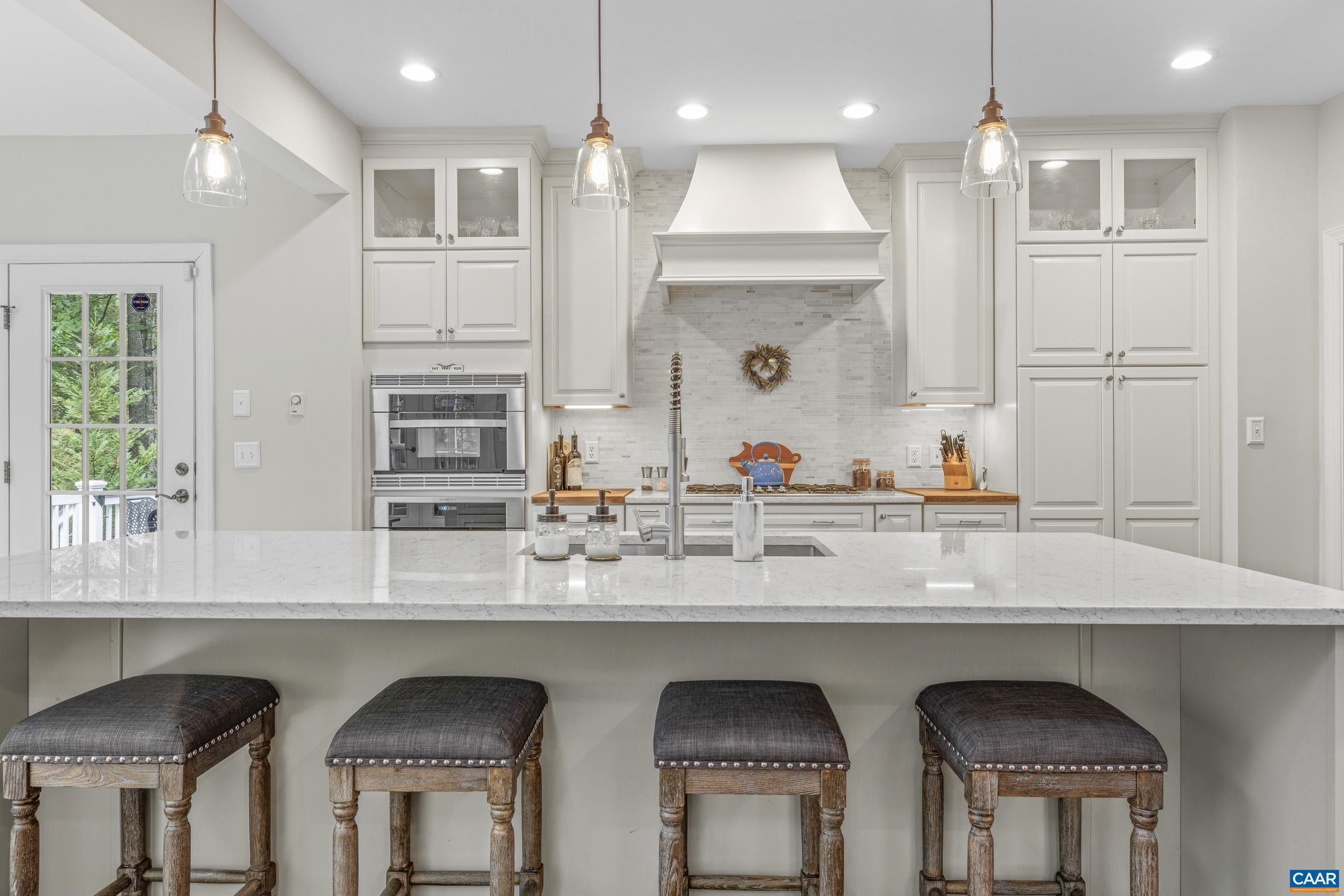 2470 HARMONY DR