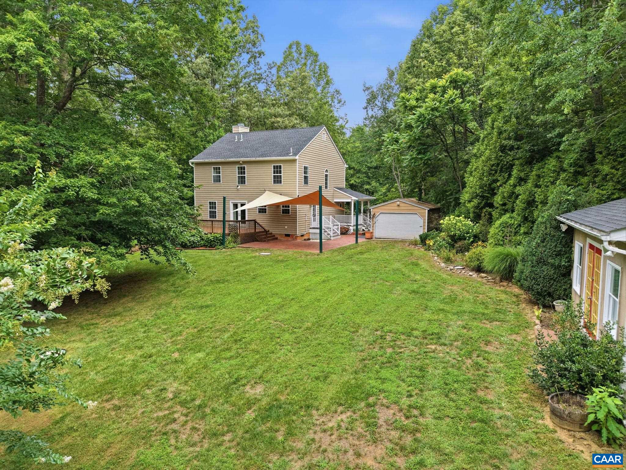 209 HALL DR