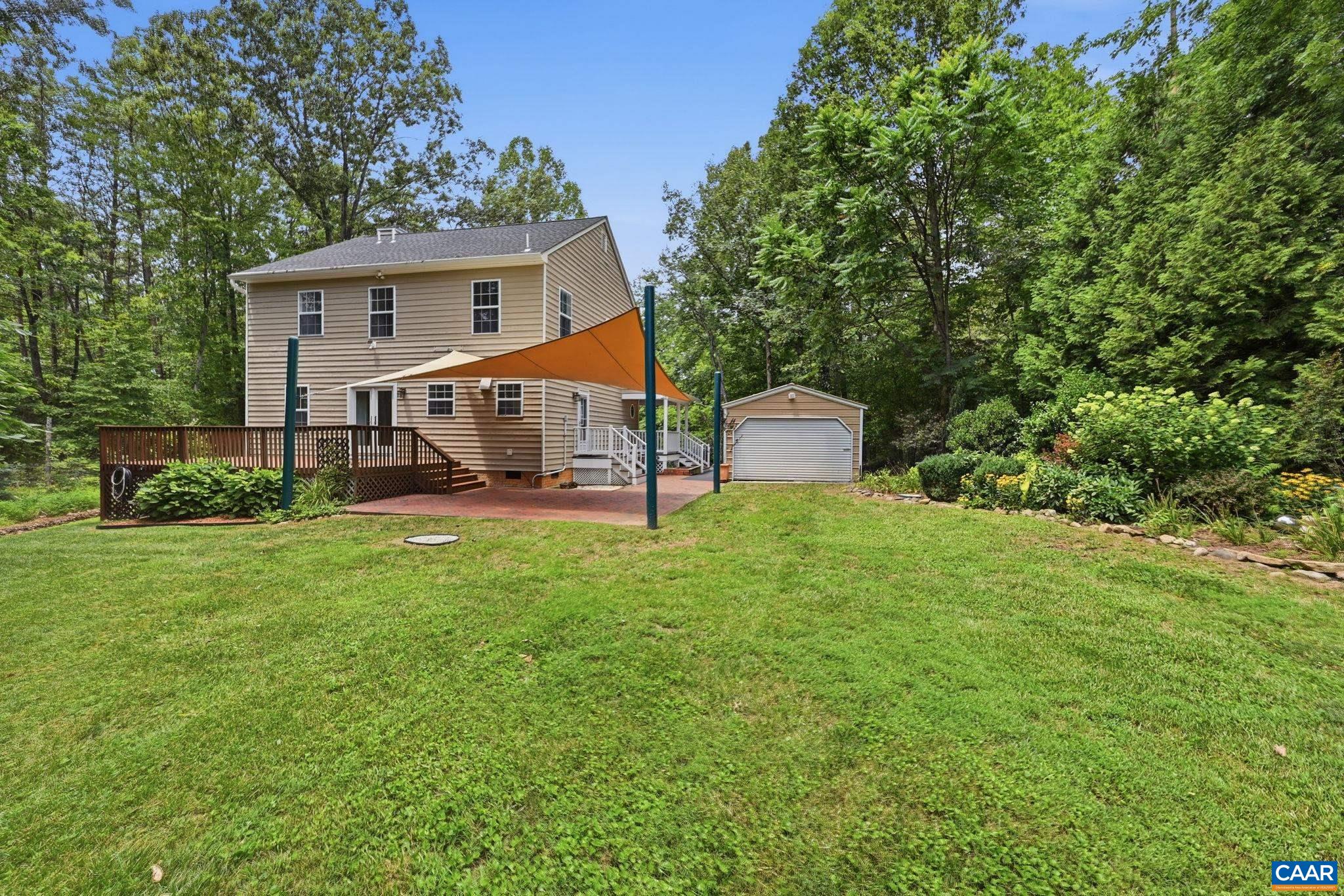 209 HALL DR