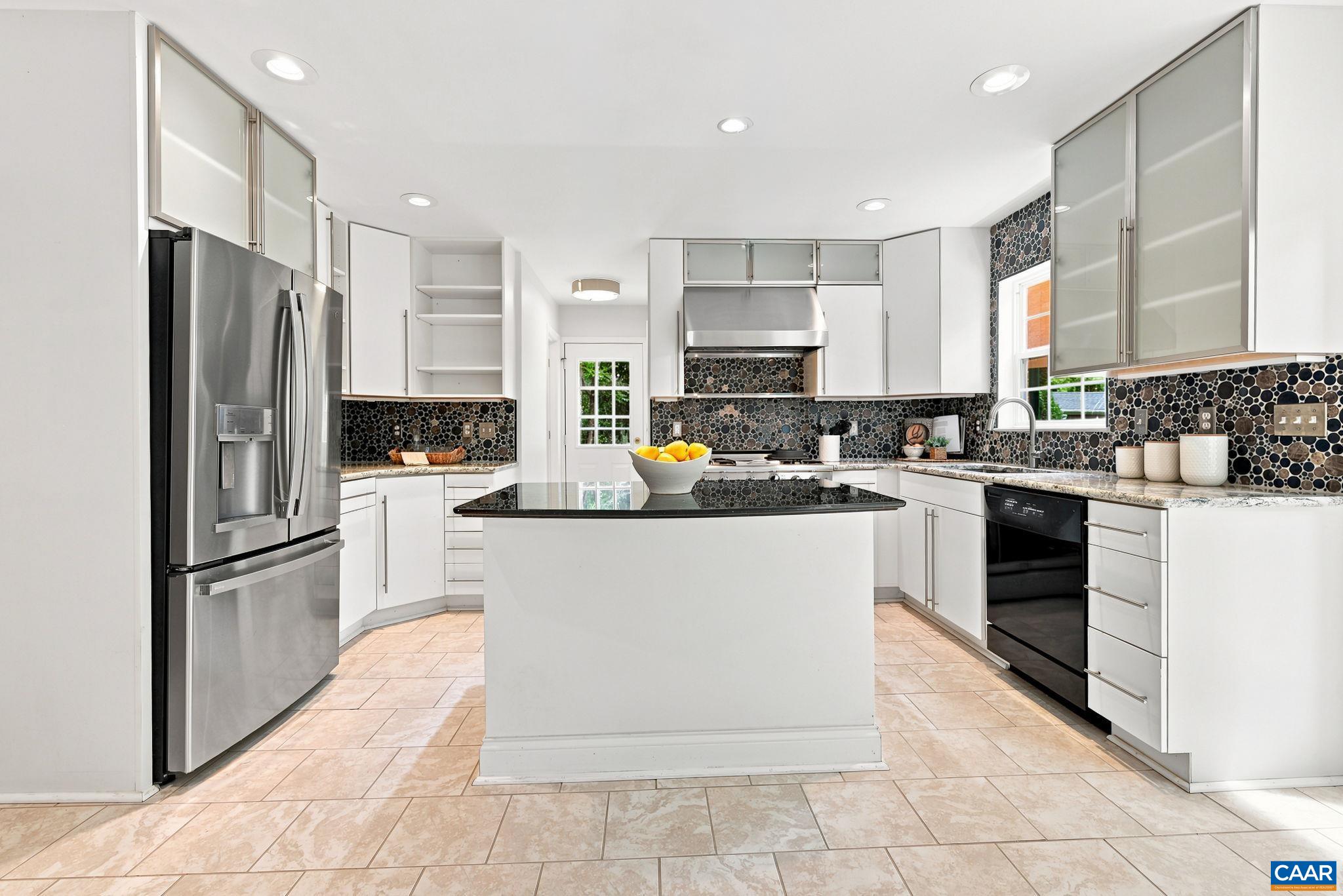 209 HALL DR