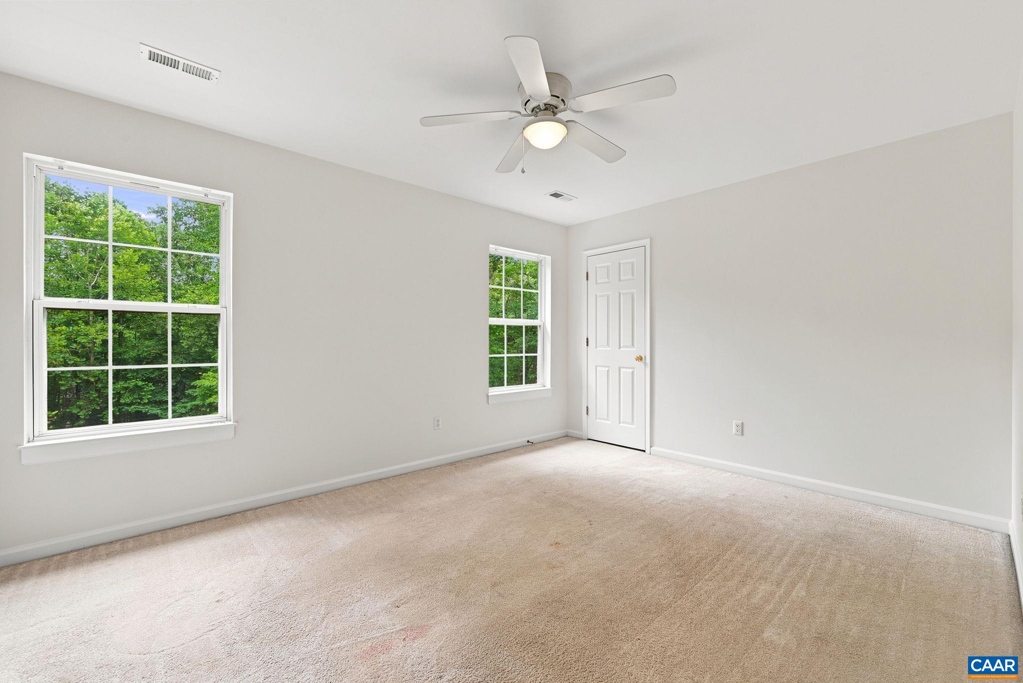 209 HALL DR