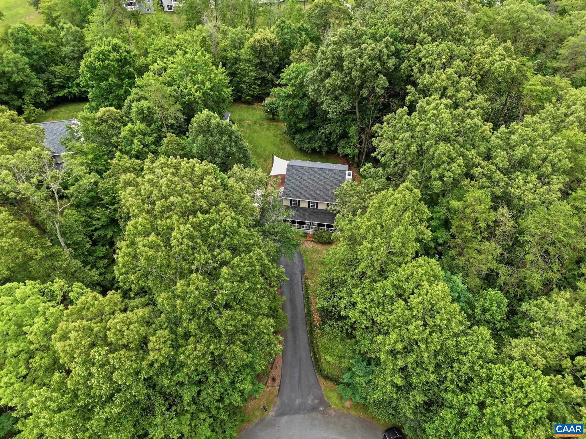 209 HALL DR