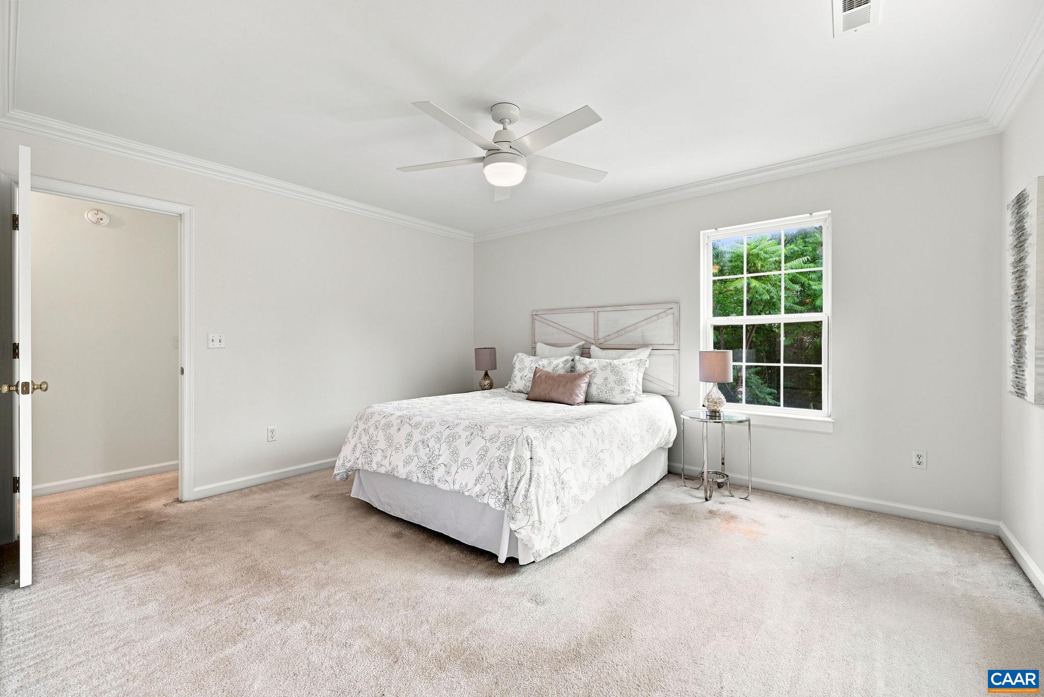 209 HALL DR