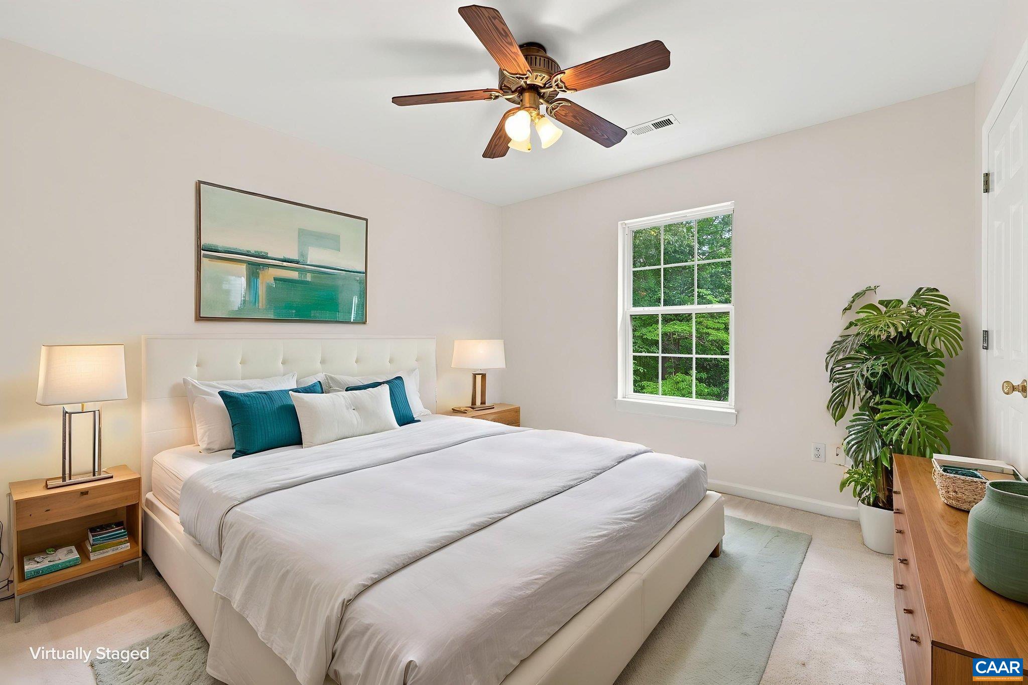 209 HALL DR