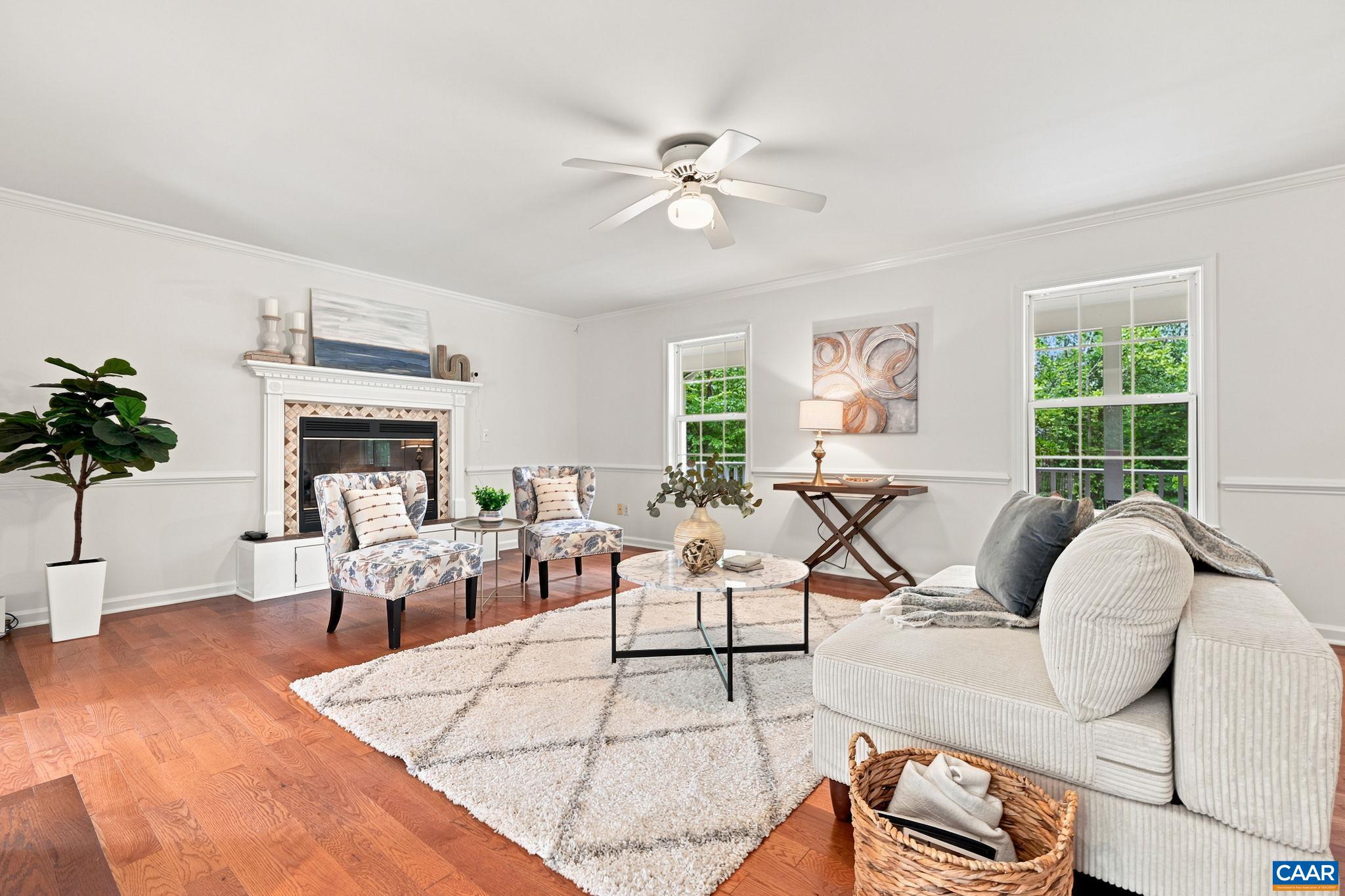 209 HALL DR