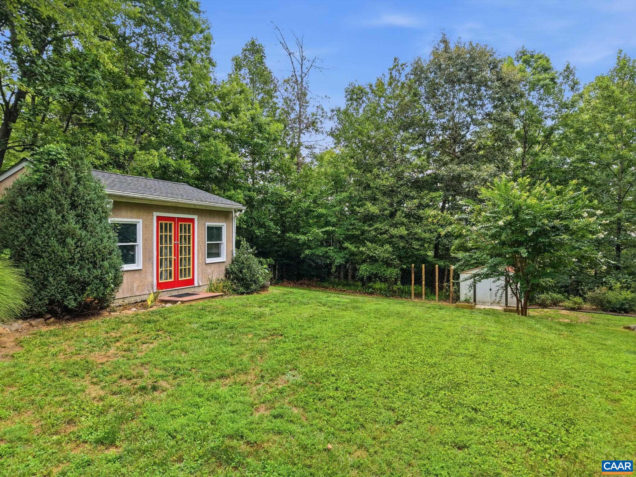 209 HALL DR