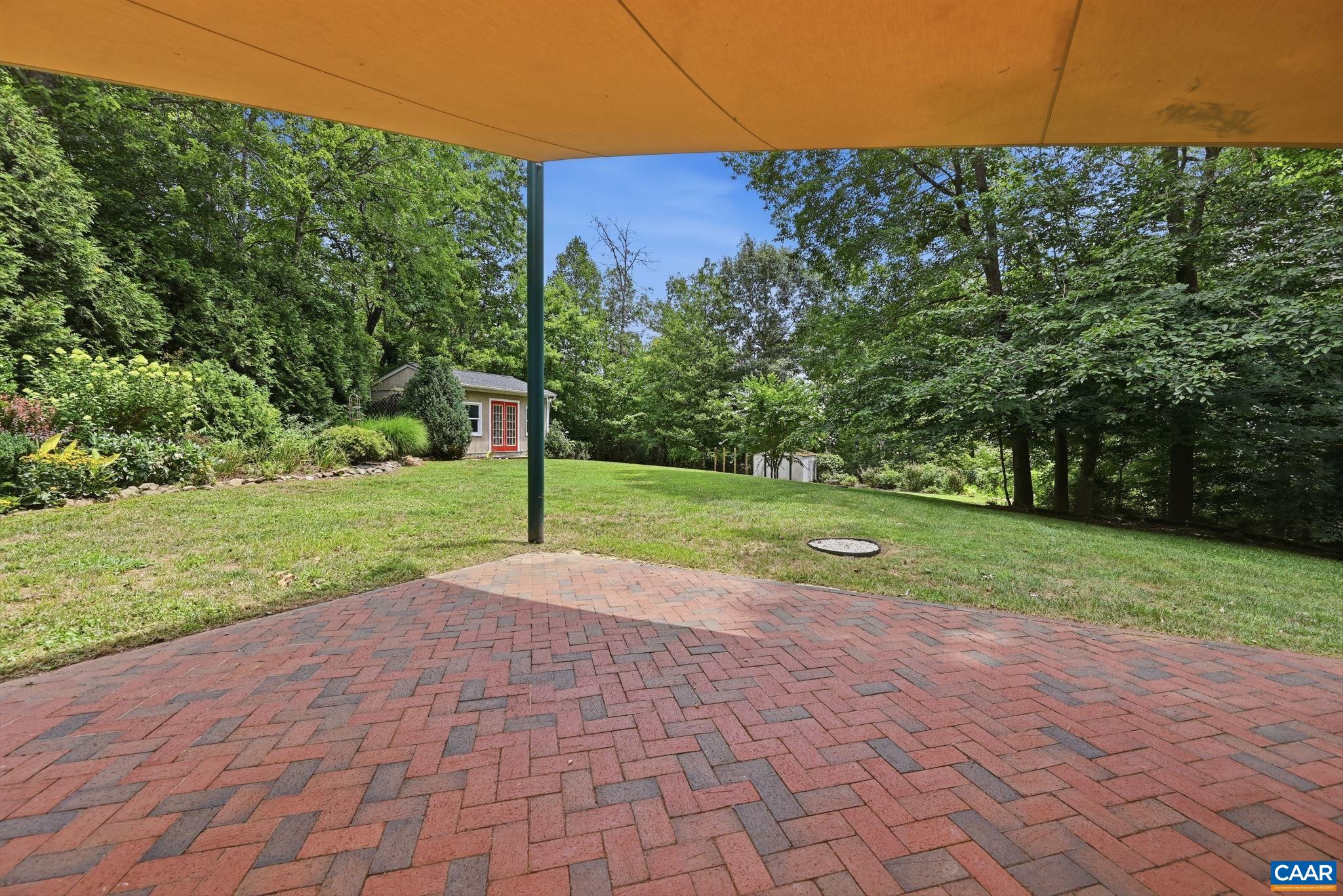 209 HALL DR