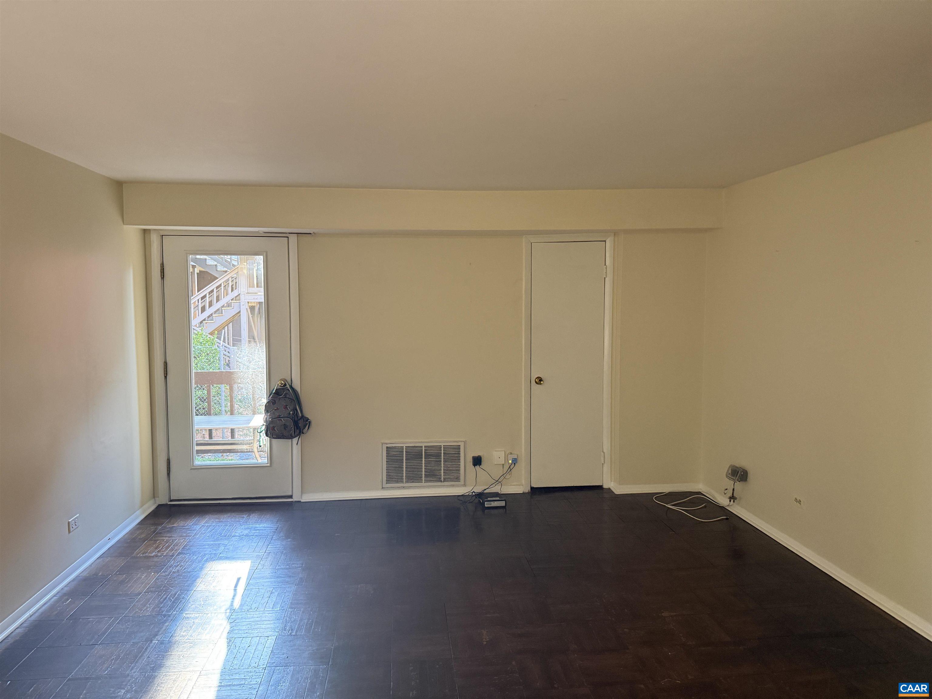 1215 WERTLAND ST Unit: c23