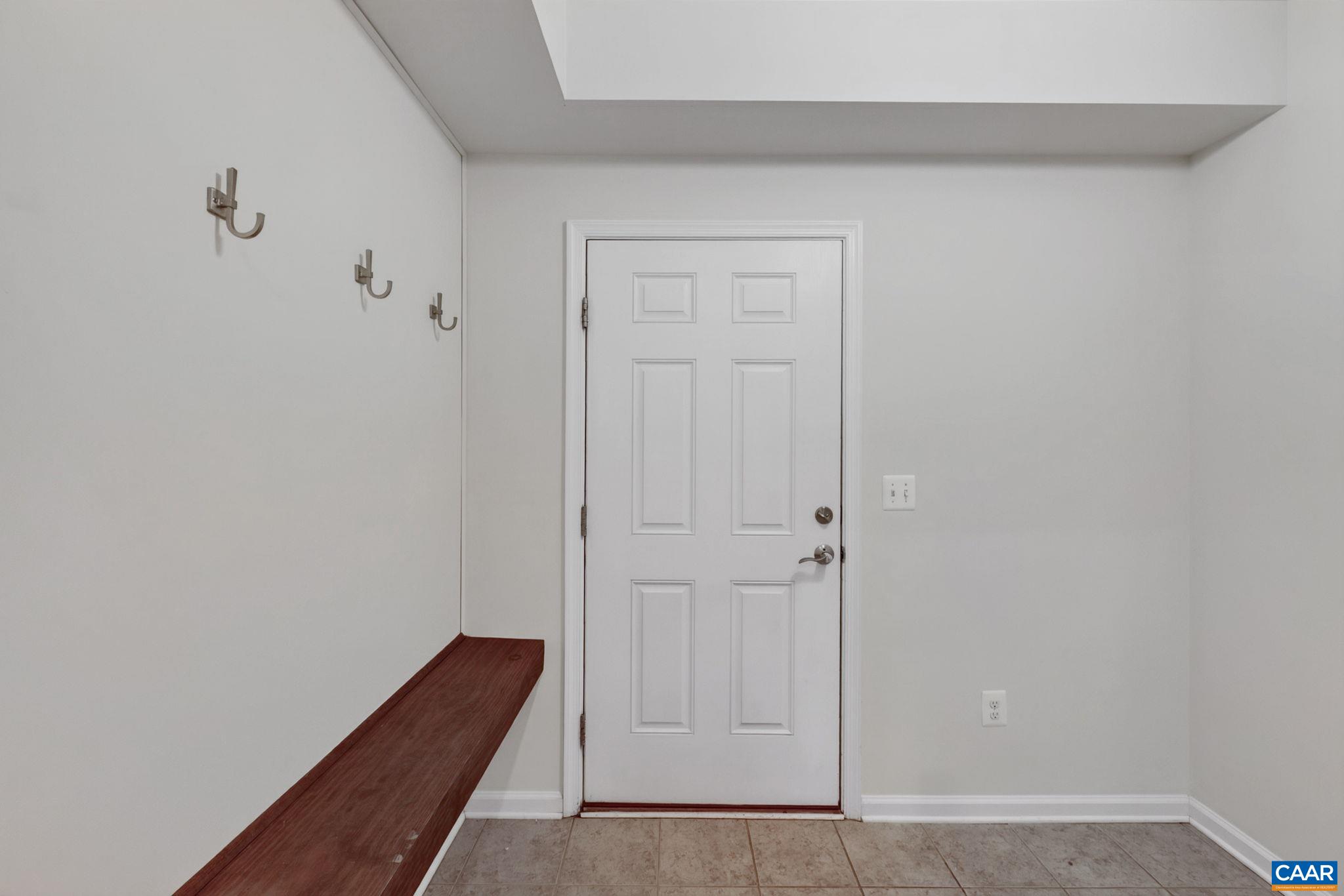 2298 WHITTINGTON DR