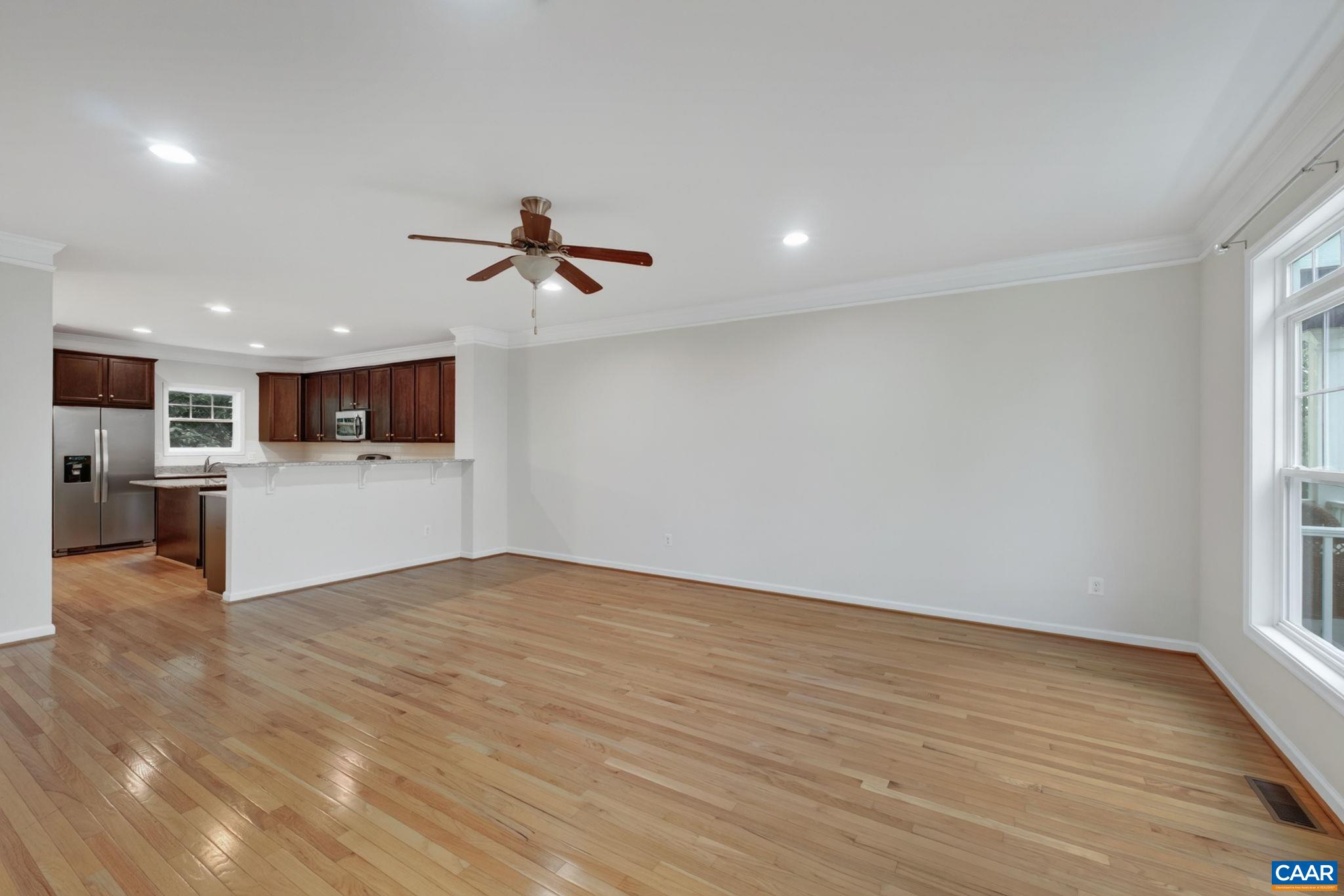 2298 WHITTINGTON DR
